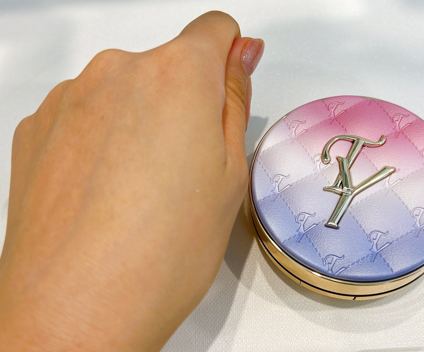 エステファクト ジュエリーパクト/たかの友梨エステファクト/クリーム・エマルジョンファンデーションを使ったクチコミ(9枚目)