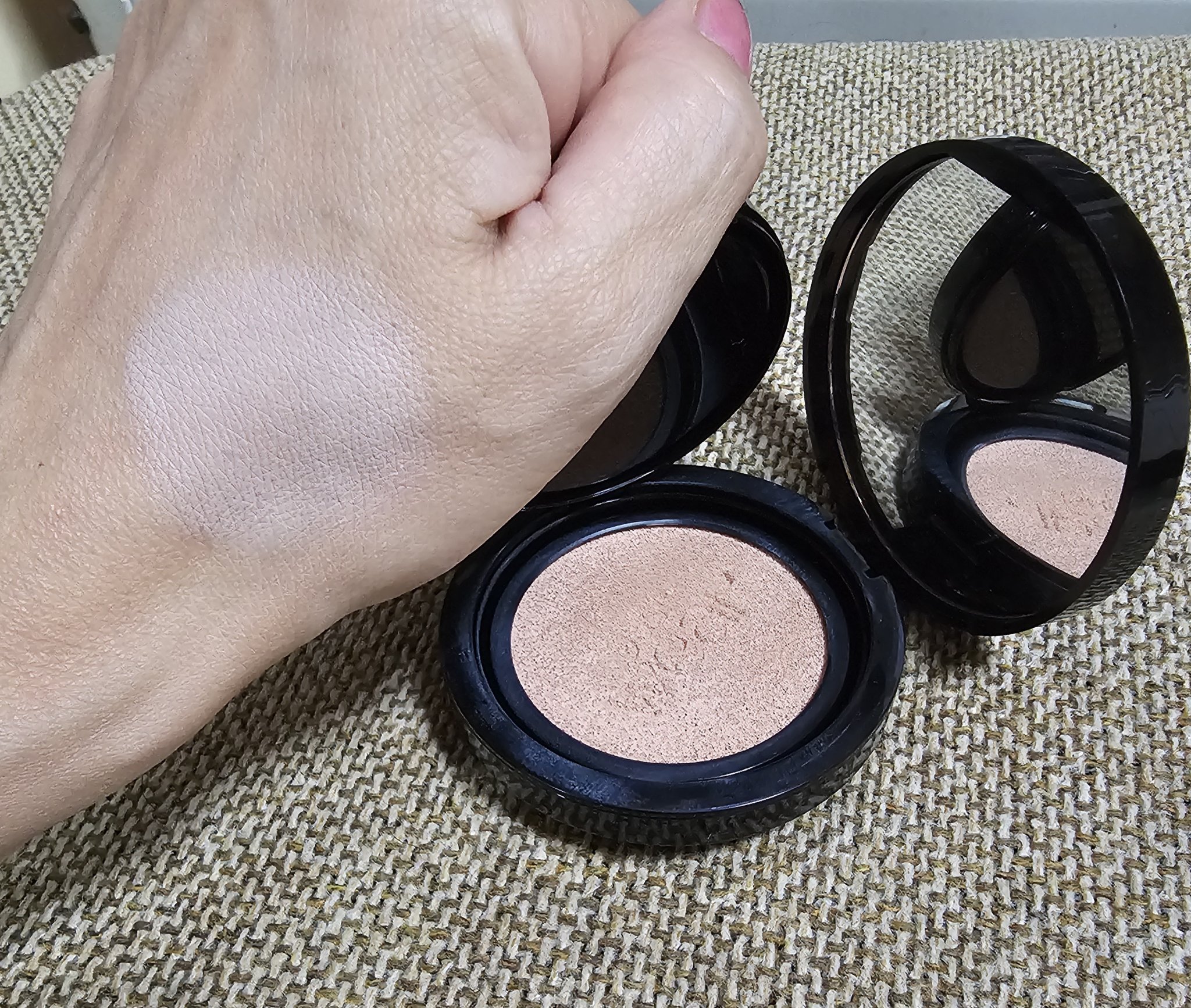 カバーステイン パーフェクティング クッション ファンデーション/VDL/クッションファンデーションを使ったクチコミ（2枚目）