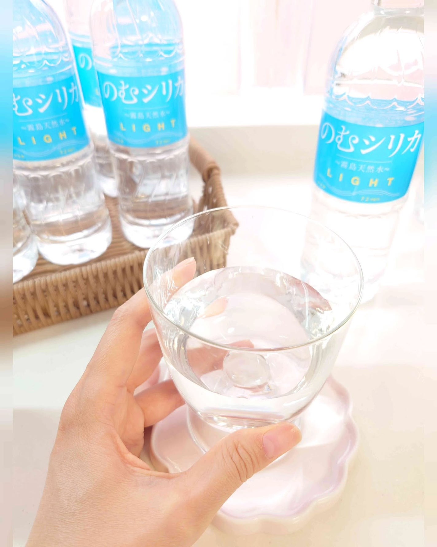 このこ ✩フォロバ100%✩ on LIPS 「最近気に入って飲んでいるお水がコレ!✿のむシリカLIGHTこれ..」(2枚目)