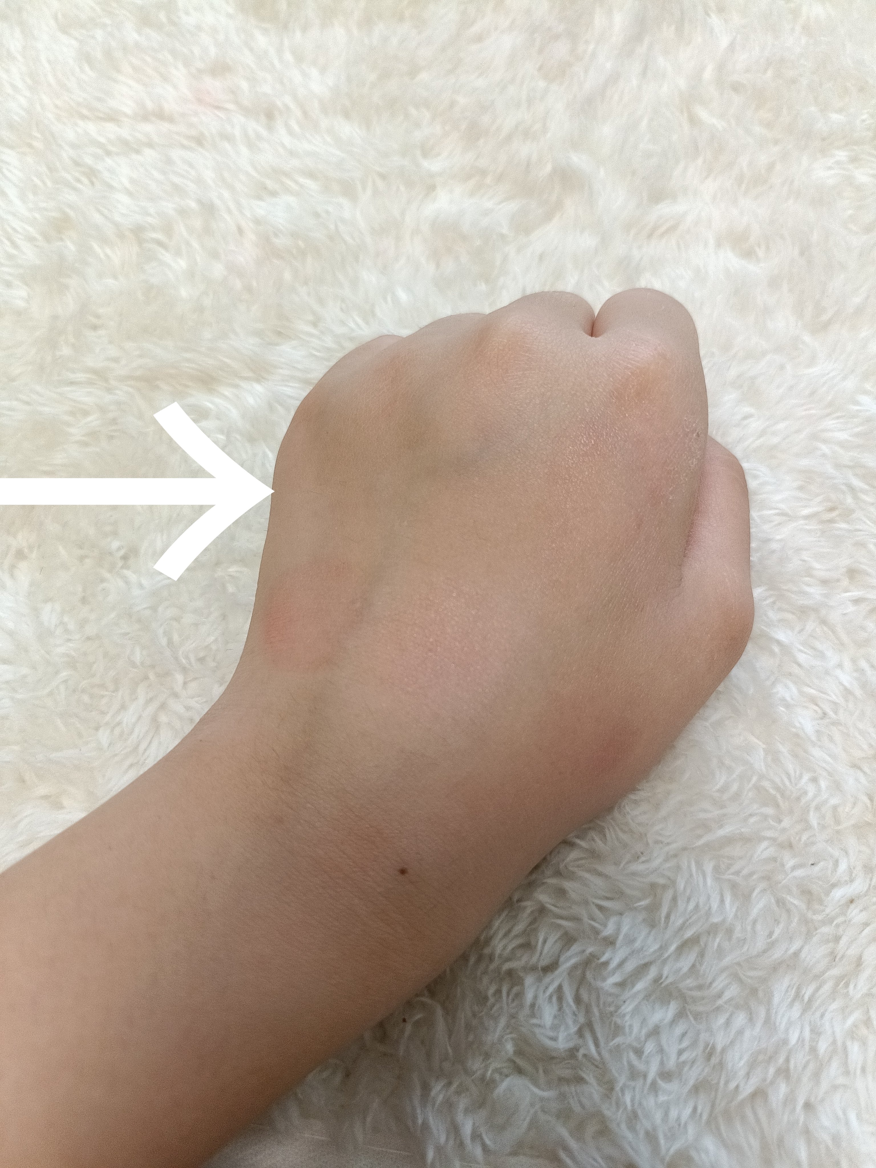 キス バーム 025 フレッシュ ストロベリー(生産終了)/REVLON/口紅を使ったクチコミ（3枚目）