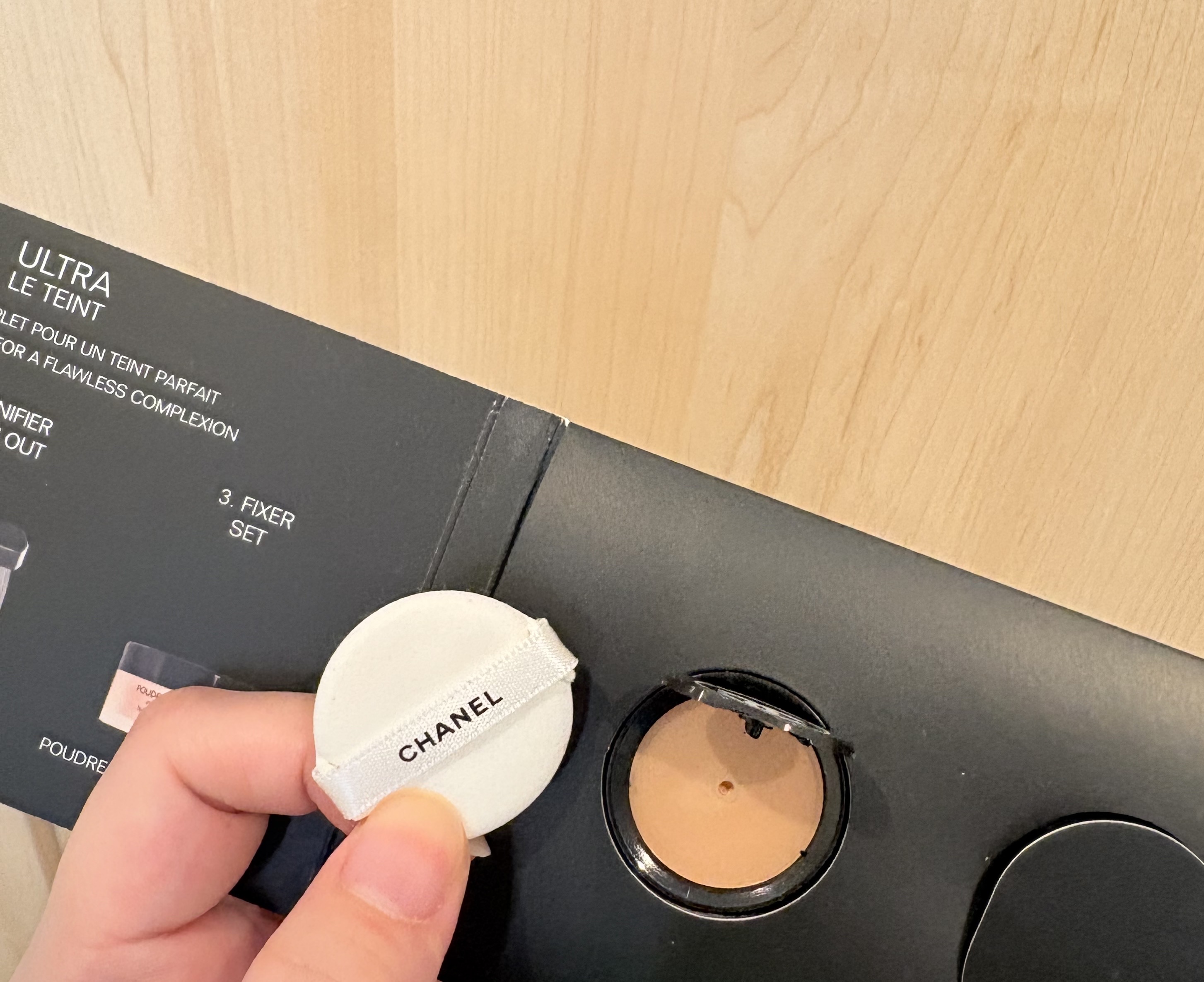 CHANEL ウルトラ ル  タン クッションのクチコミ「試供品を貰っていたので、今更試しましたが
生産終了のお品みたい😂💦


୨୧┈┈┈┈┈┈┈┈┈.....」（2枚目）