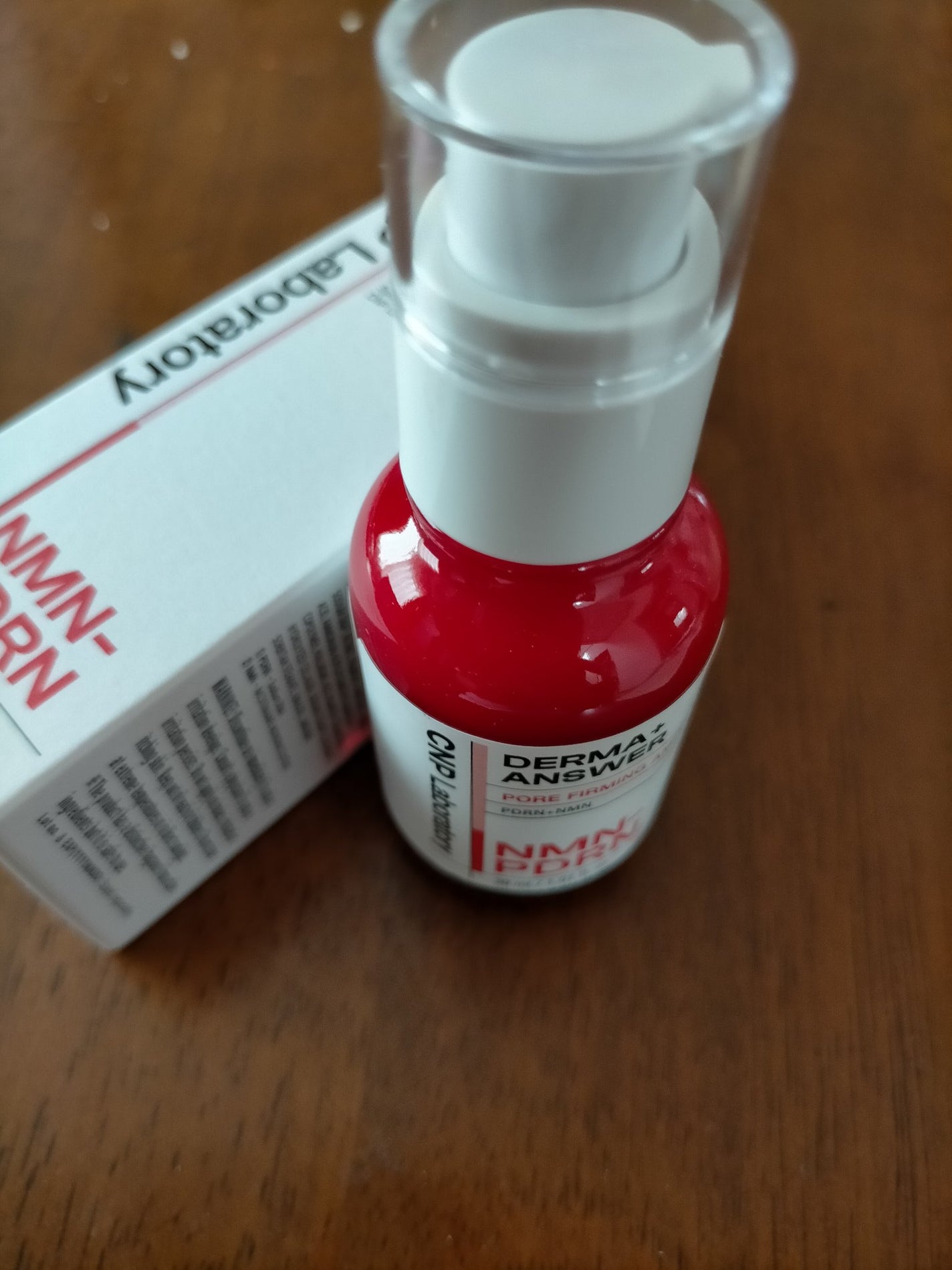 たま on LIPS 「NMN-PDRNダーマアンサーポアファーミングアンプルいただき..」(2枚目)