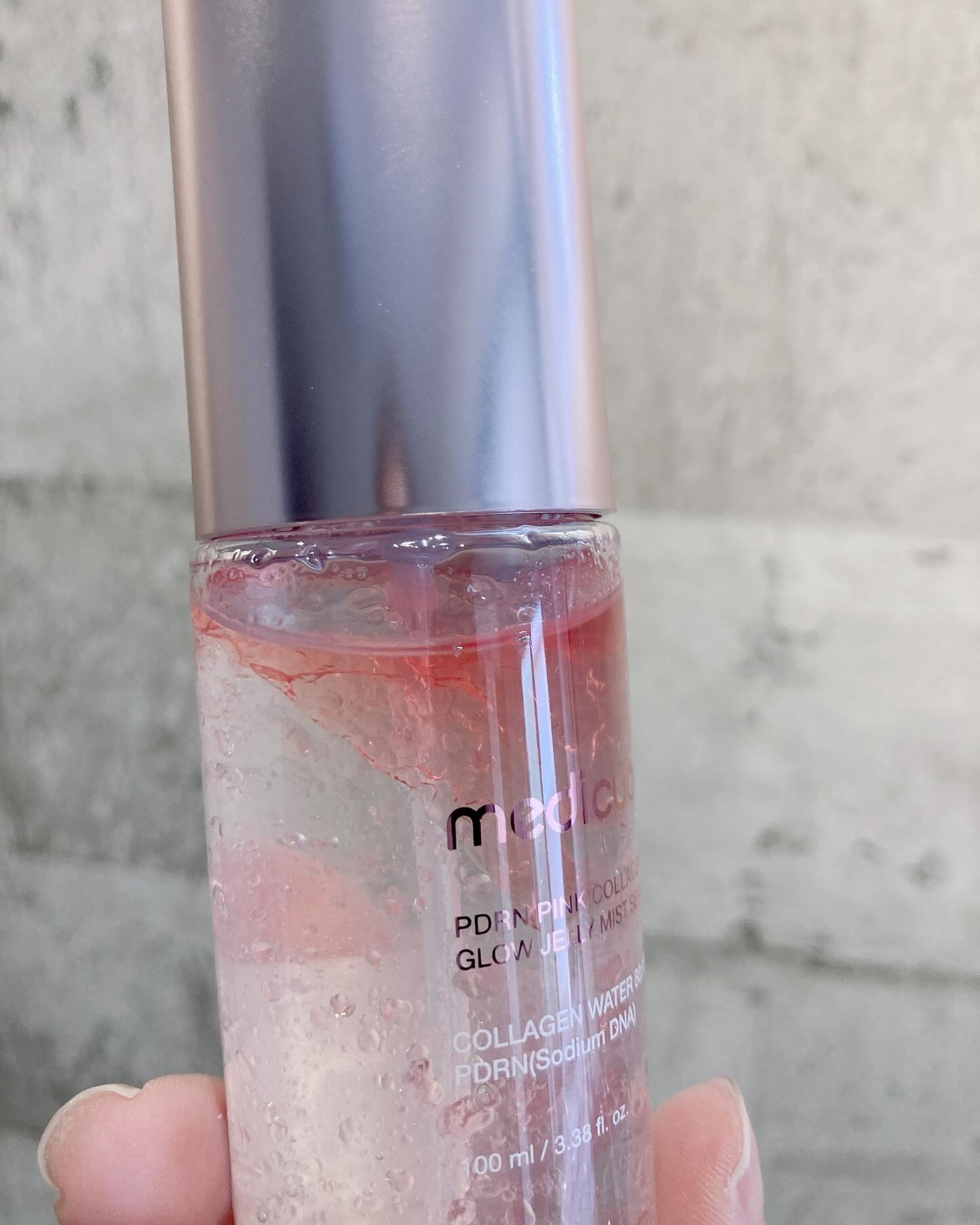 PDRNピンクセラムミスト/MEDICUBE/美容液を使ったクチコミ（3枚目）