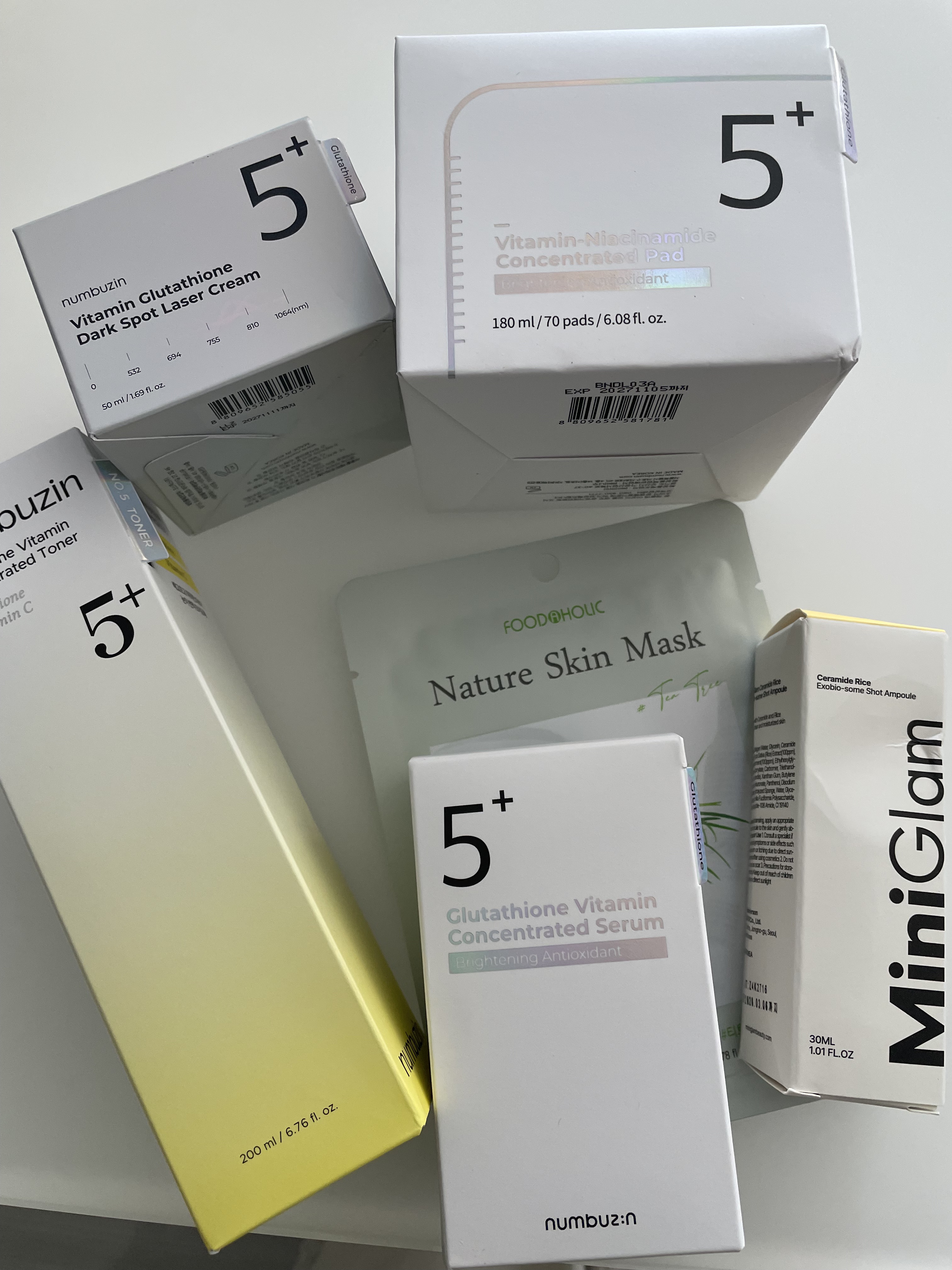 tiktokで流れてきて
めちゃめちゃ良さそうだからQoo10で
買ってしまった🥰

1つずつレビューします☺️