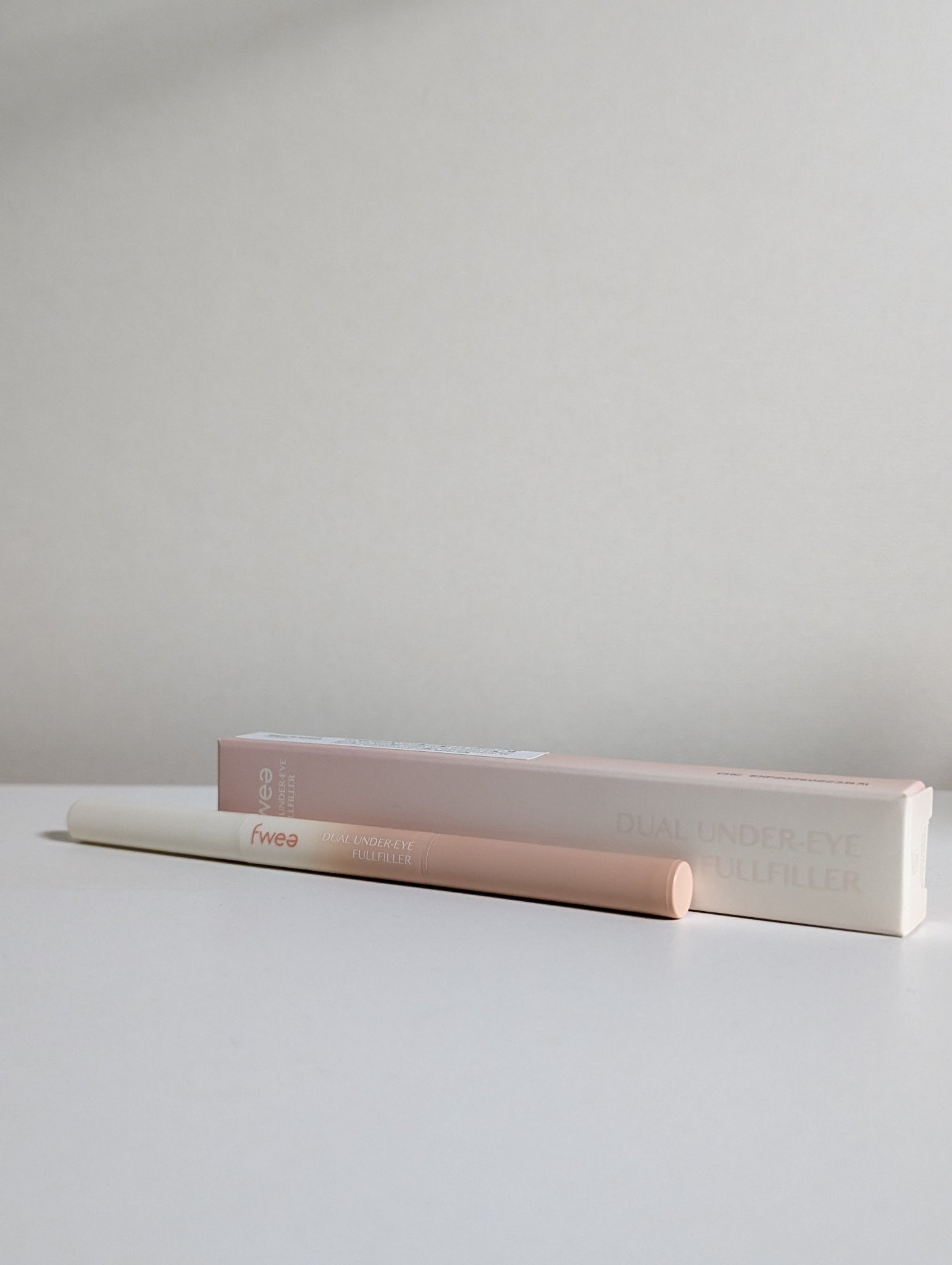 フィーデュアル涙袋メーカー 01 ウィッシュアスター/fwee/ペンシルアイライナーを使ったクチコミ（1枚目）