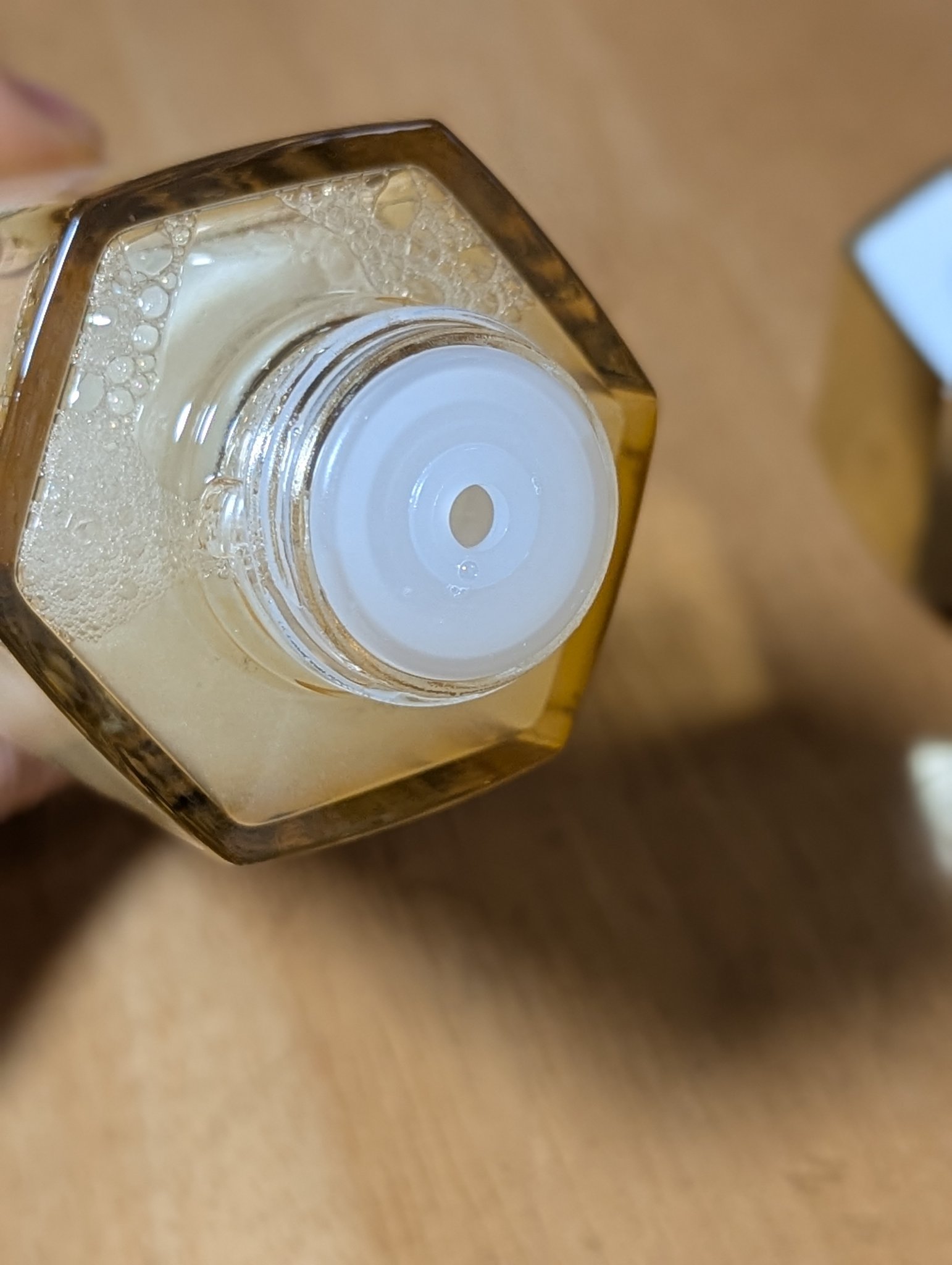 試してみた】アベイユ ロイヤル クラリファイ ダブル エッセンス