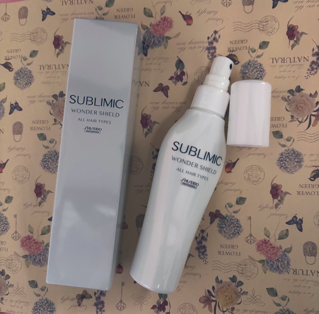 サブリミック / ワンダーシールド

日常生活で避けることのできないさまざまな外的ストレスから髪を守りつつ、トリートメント効果を髪に閉じ込める独自テクノロジーを搭載しているそう✨

3日に１回のスペシャルケアとして使います！そのため保湿、ま