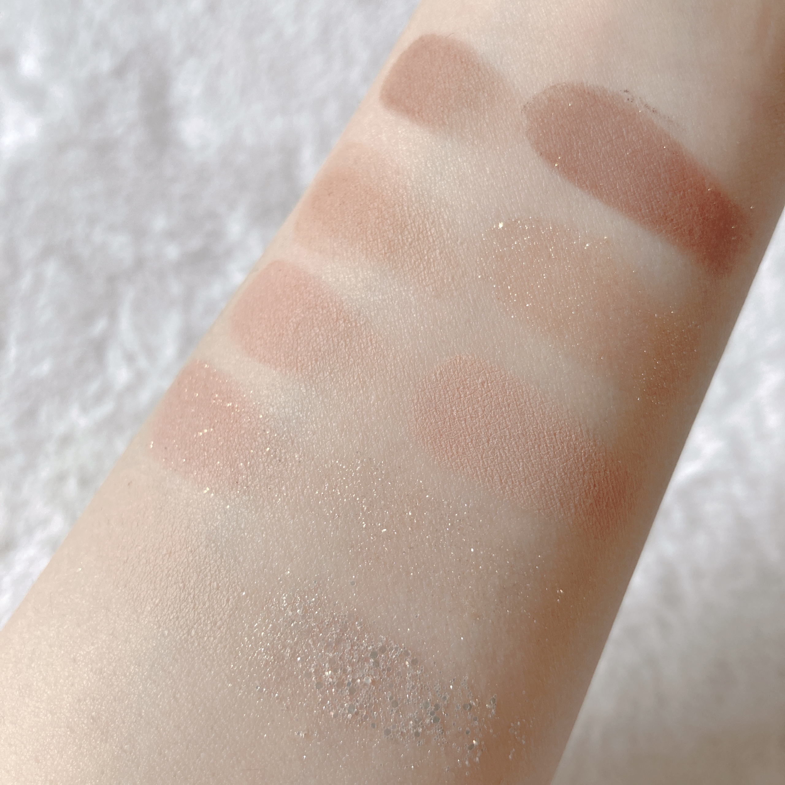 MDショールモーメント アイシャドウパレット/mude./アイシャドウパレットを使ったクチコミ（2枚目）