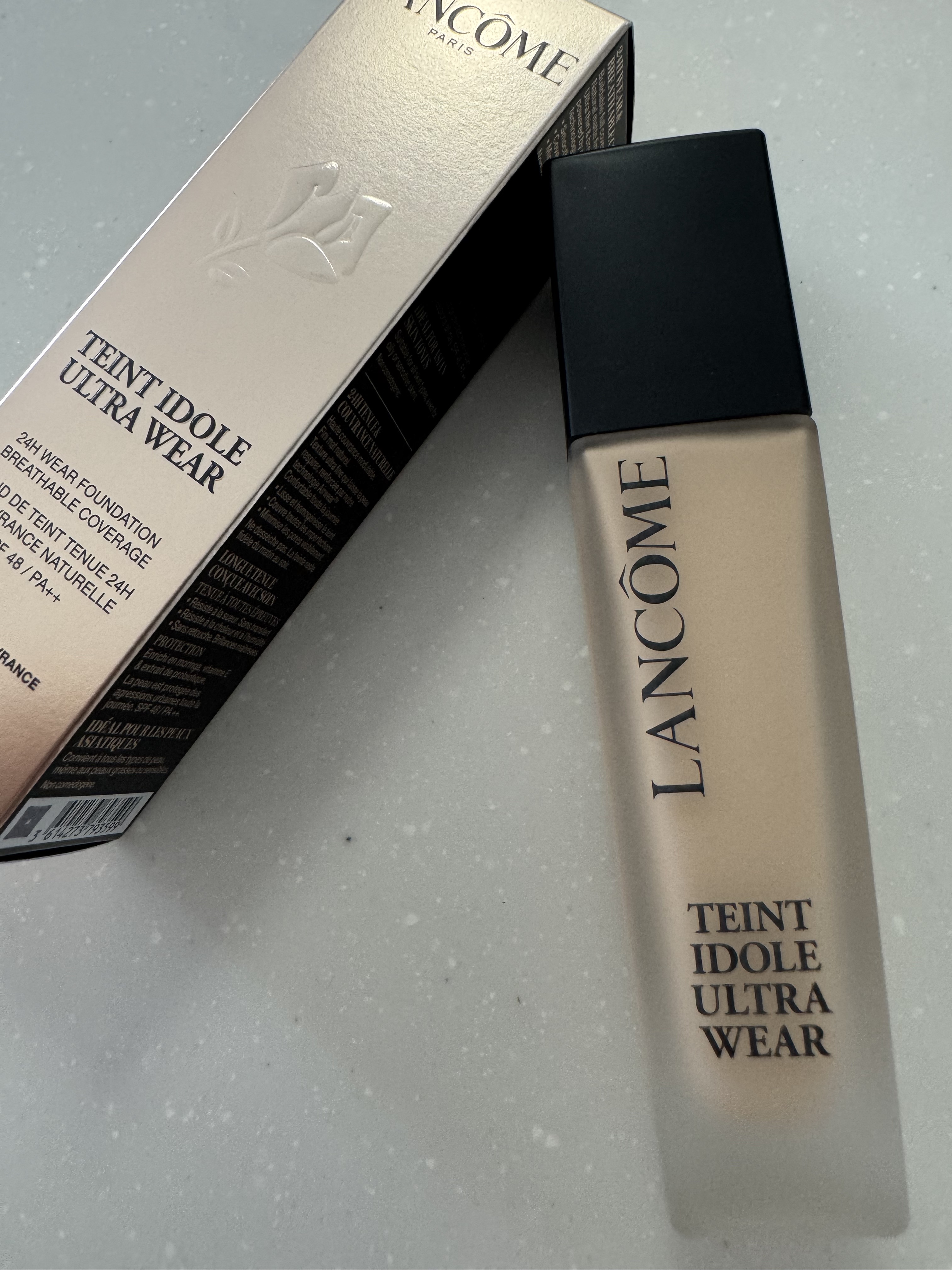 タンイドル ウルトラ ウェア リキッド N/LANCOME/リキッドファンデーションを使ったクチコミ（1枚目）