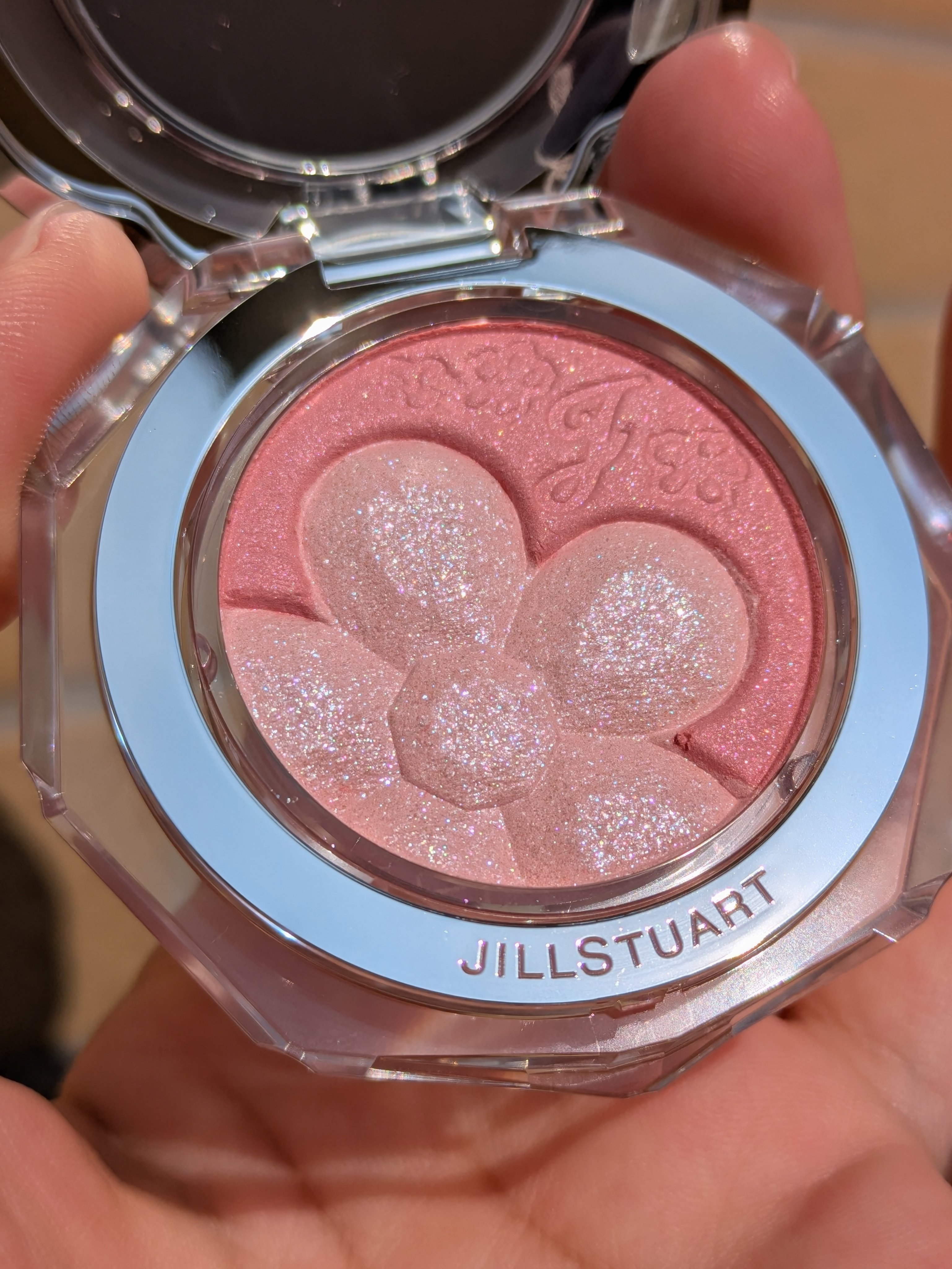 ジルスチュアート クリスタルブルーム ペタルクチュールアイズ デュオ/JILL STUART/アイシャドウパレットを使ったクチコミ（1枚目）