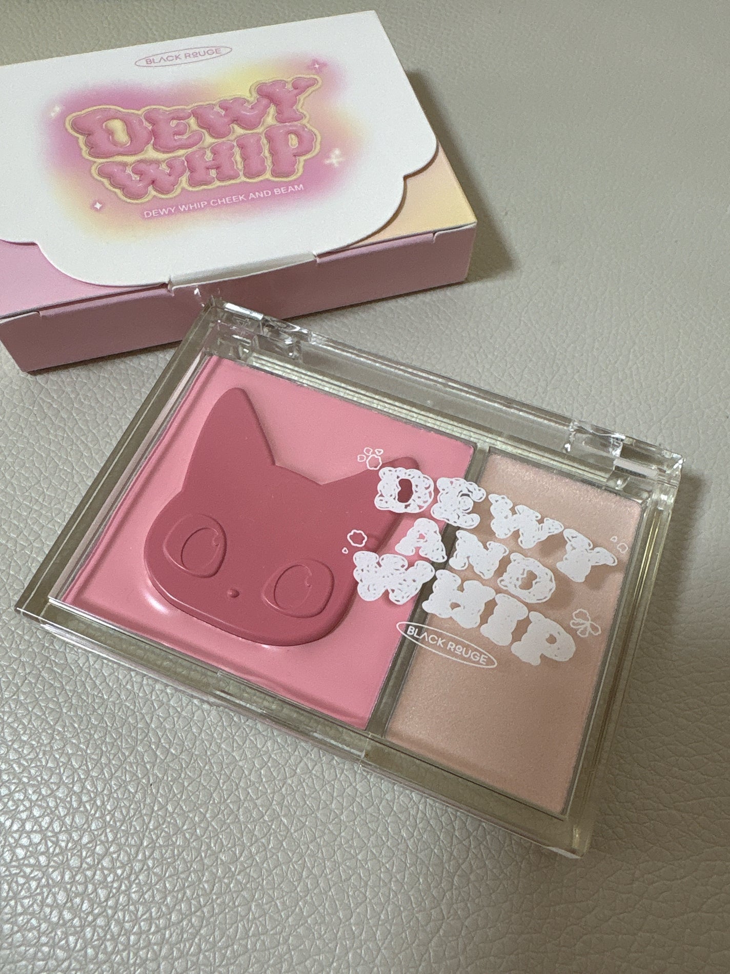 デューイホイップチーク&ビーム/BLACK ROUGE/パウダーチークを使ったクチコミ(1枚目)