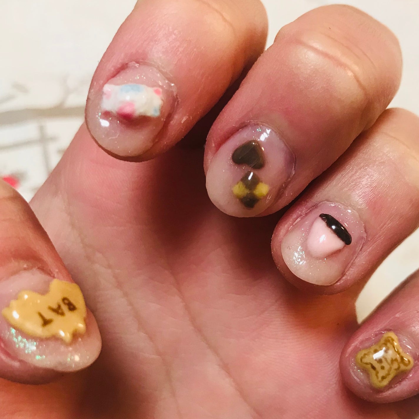 𐔌՞ . .՞ 𐦯 on LIPS 「お菓子ネイル🍪いいね、保存嬉しいです🎶#ネイル#ジェルネイル#..」(2枚目)