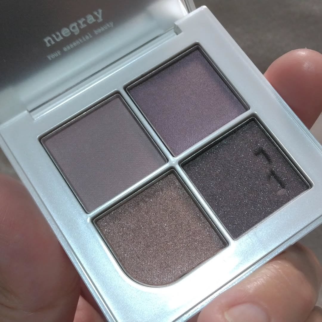 エッセンシャルアイパレット/nuegray/アイシャドウパレットを使ったクチコミ(1枚目)