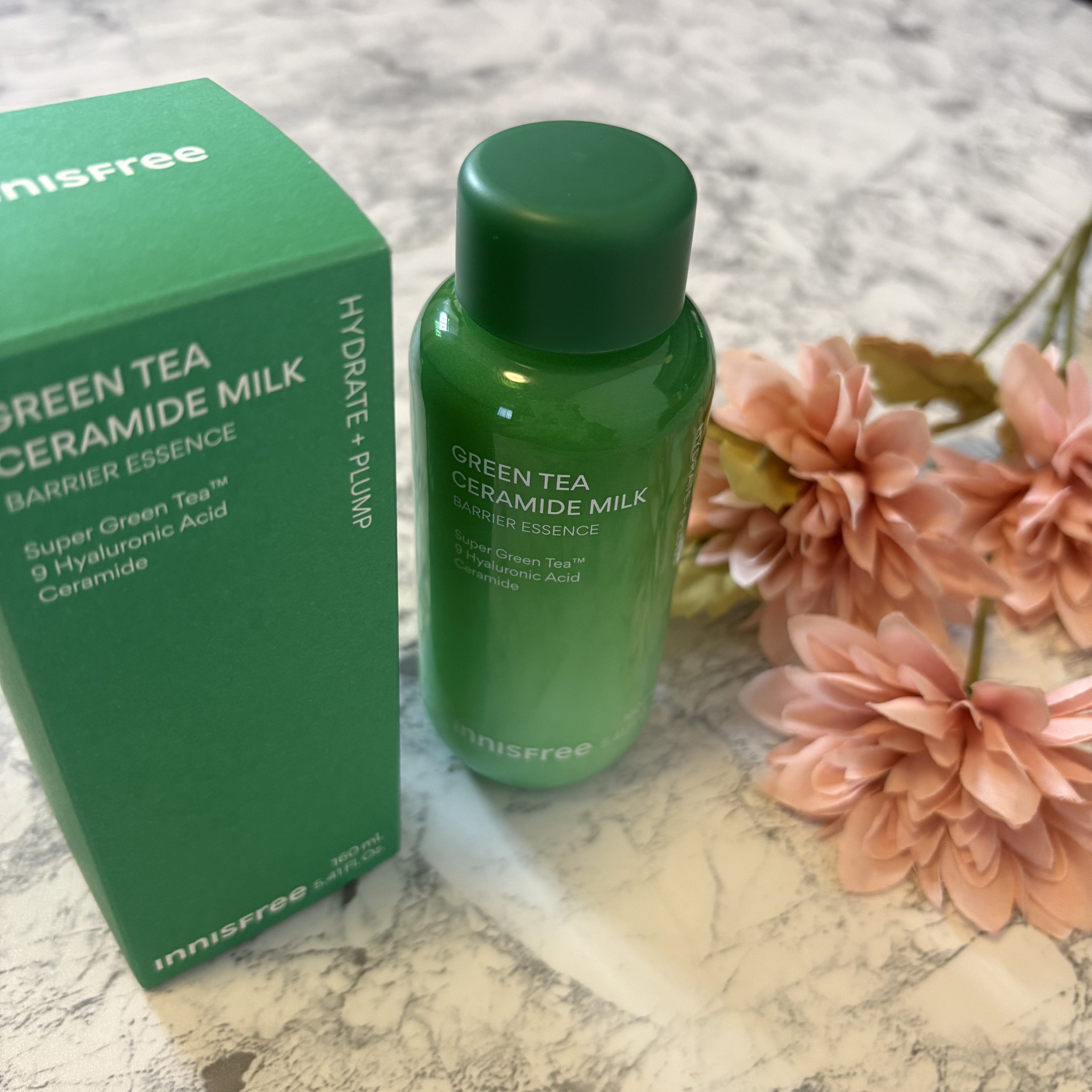 グリーンティー セラミド ミルク エッセンストナー/innisfree/化粧水を使ったクチコミ（3枚目）