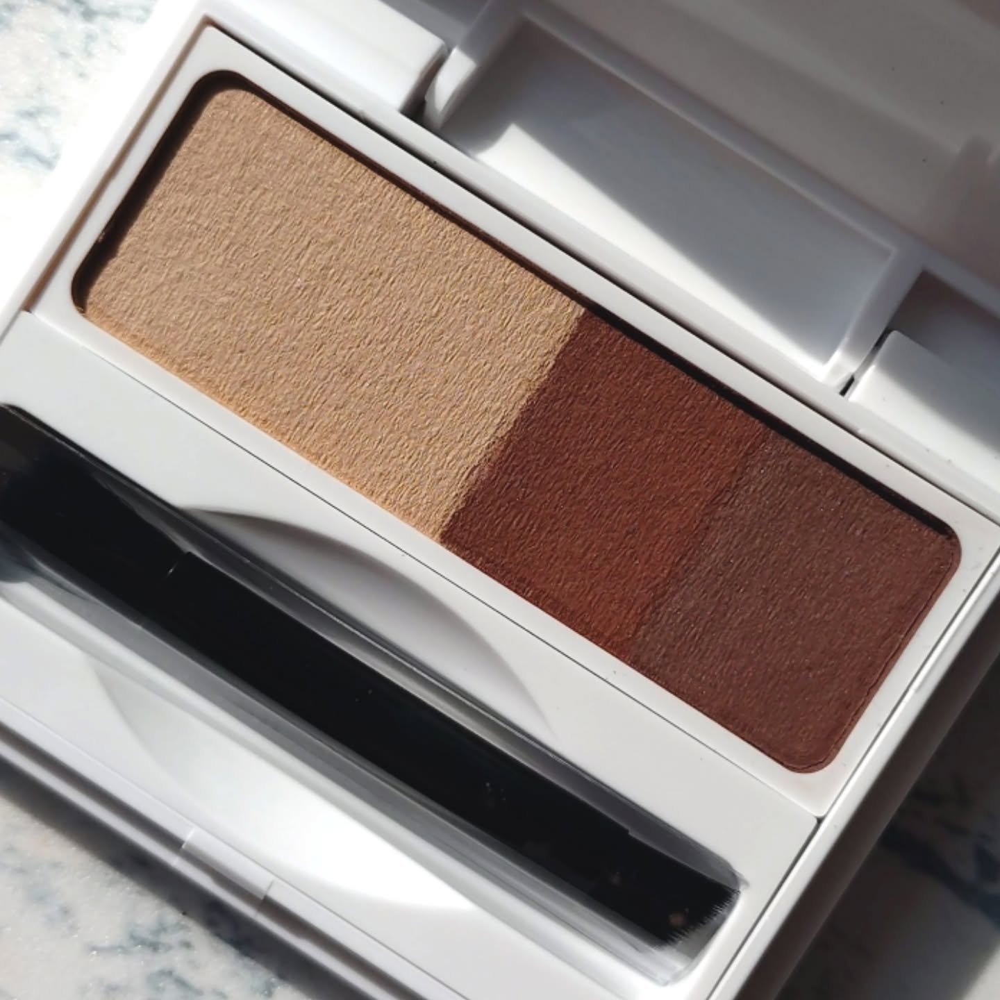 イージーニュアンスアイブロウパウダー/Enamor/パウダーアイブロウを使ったクチコミ（2枚目）