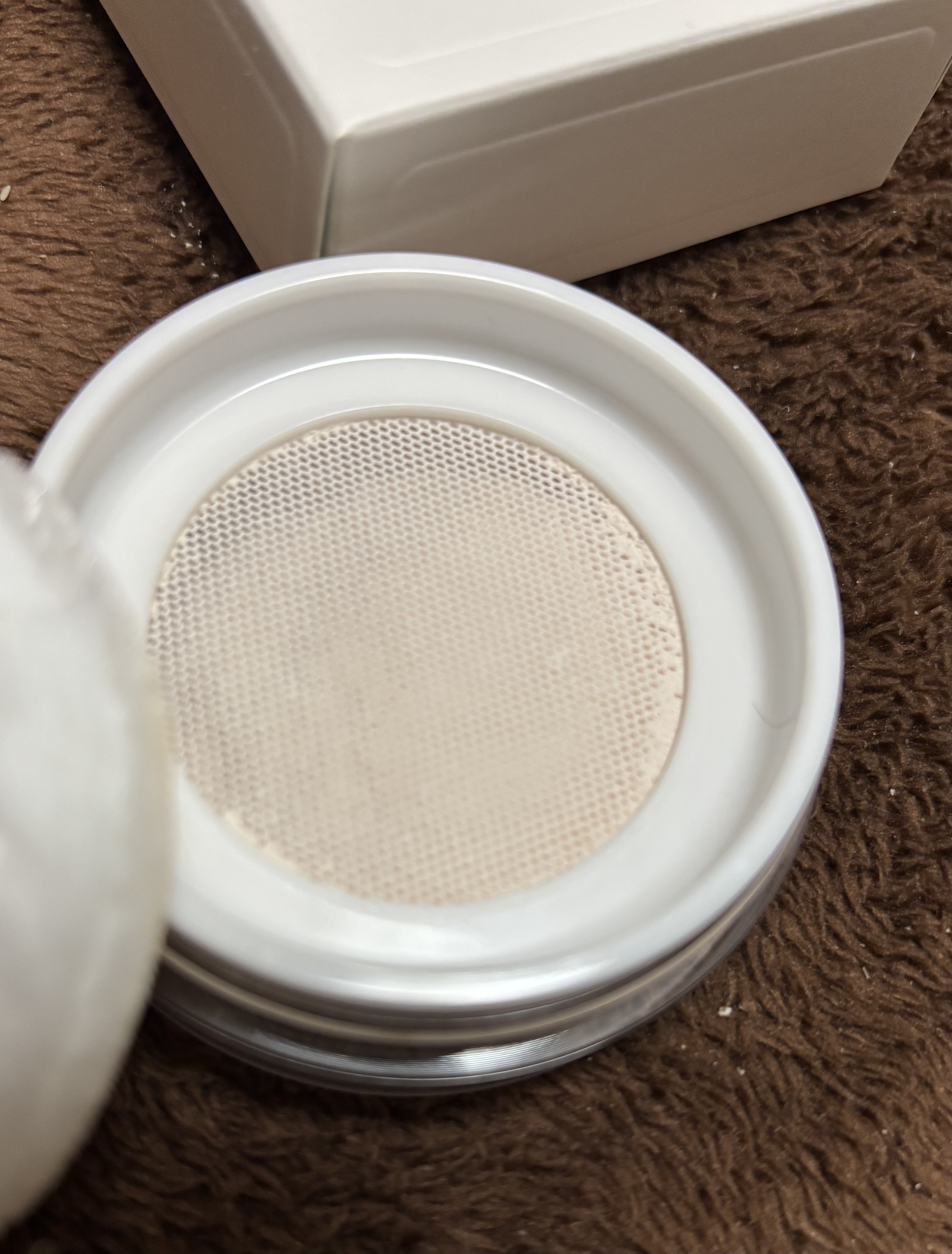 キープ コンフィデンス パウダー 6g/vim BEAUTY/ルースパウダーを使ったクチコミ（2枚目）