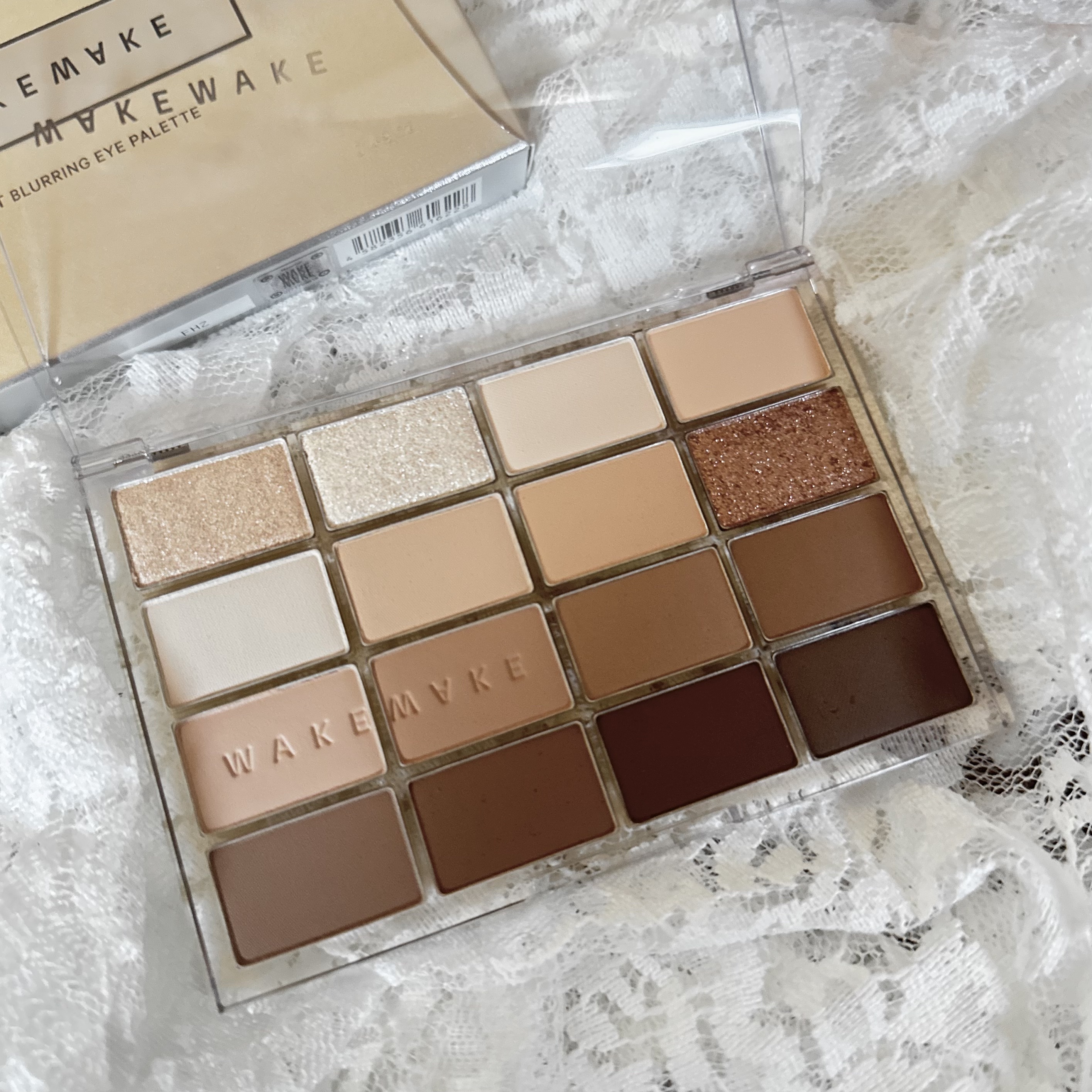 ソフトブラーリングアイパレット 14.キャラメルブラーリング/wakemake/アイシャドウパレットを使ったクチコミ（2枚目）