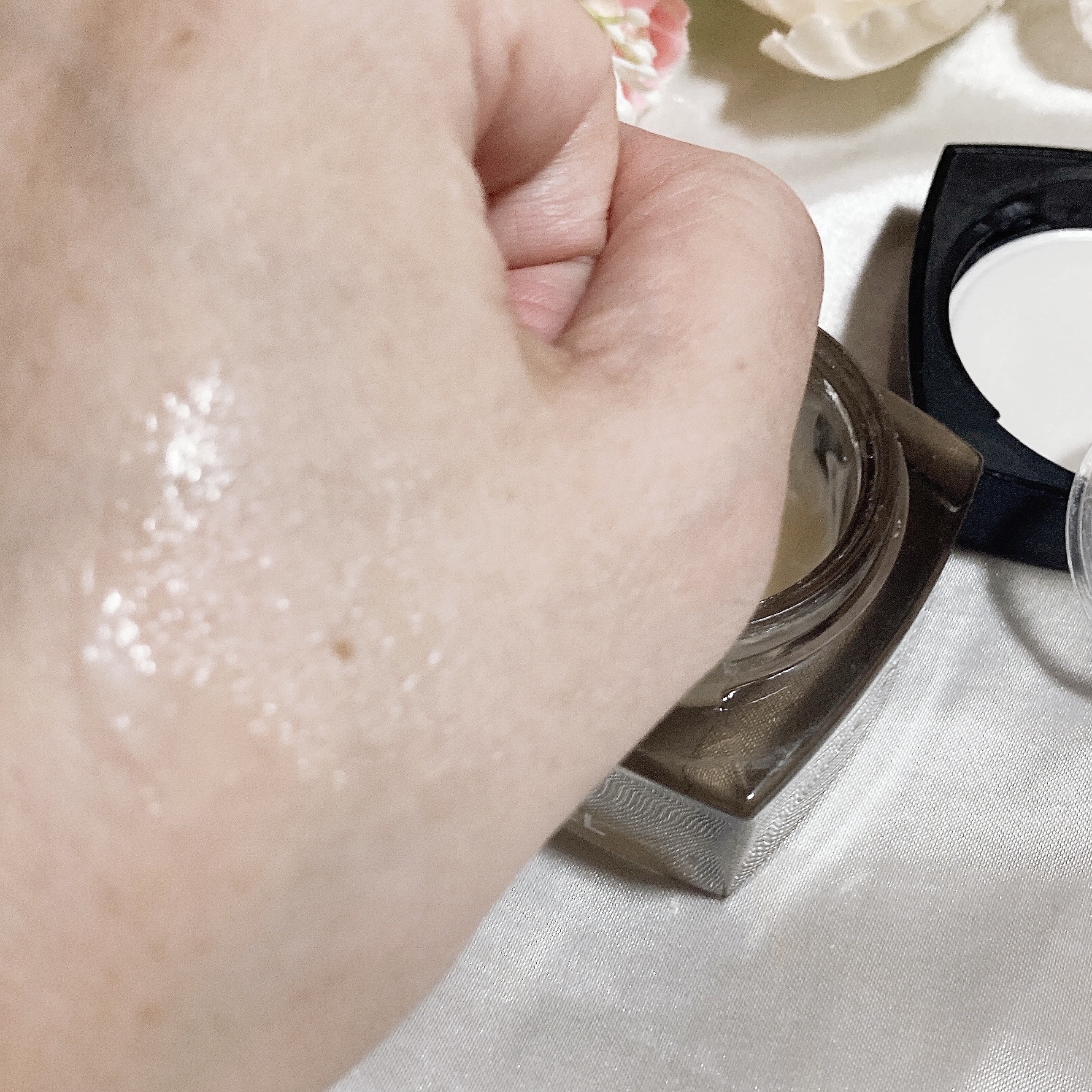 ル リフト クレーム ユー/CHANEL/アイケア・アイクリームを使ったクチコミ（2枚目）