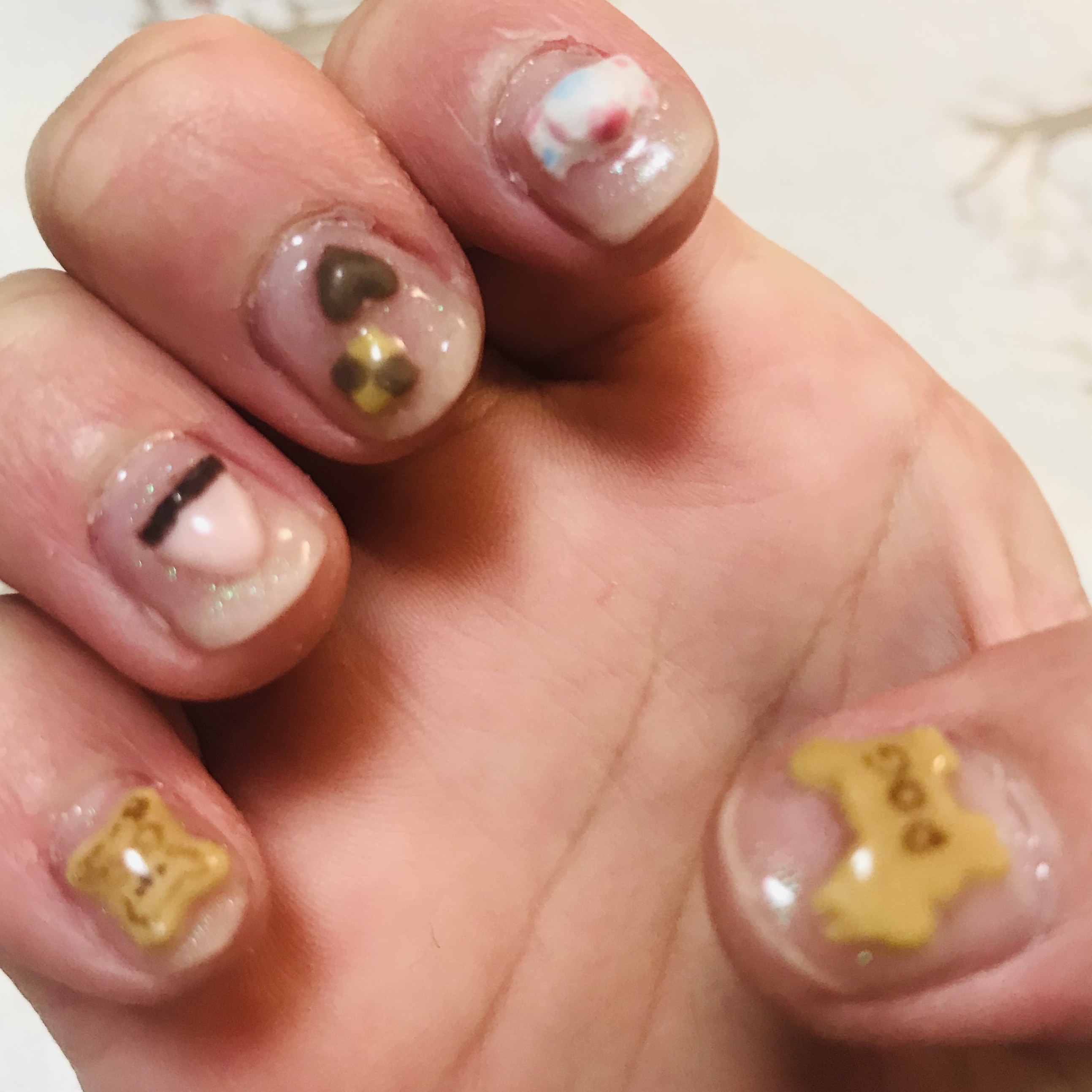 #ネイル,#ジェルネイル,#キラキラネイル,#簡単ネイル,#夏ネイル,#秋ネイル,#冬ネイル,#大人ネイル,#大人ネイル,#韓国ネイル,#フットネイル,#キャラネイル,#キャラクターネイルのネイルデザイン