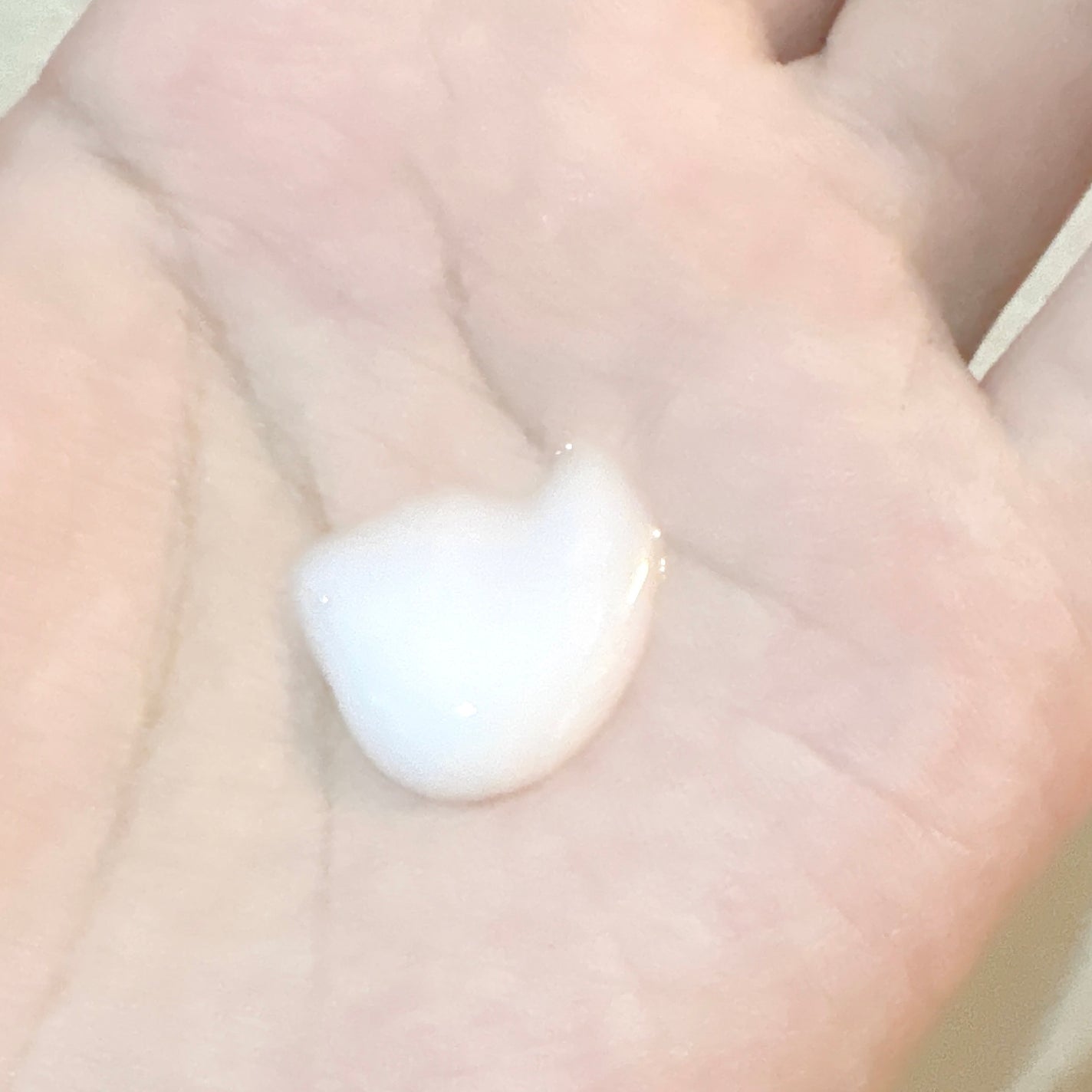 グラマストミルクドロップ/DEW/乳液を使ったクチコミ(3枚目)