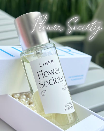 パフューム 30ml Flower Society /LIBER/香水(レディース)を使ったクチコミ(3枚目)