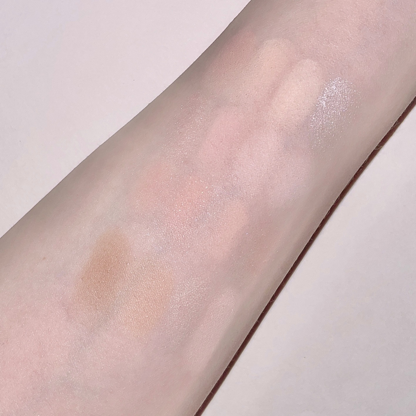 ソフトブラーリングアイパレット 08.キャンディーコーラルブラーリング/wakemake/アイシャドウパレットを使ったクチコミ（3枚目）