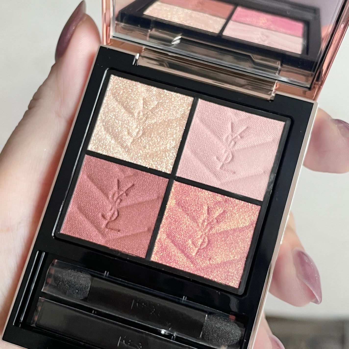 クチュール ミニ クラッチ/YVES SAINT LAURENT BEAUTE/アイシャドウパレットを使ったクチコミ(4枚目)