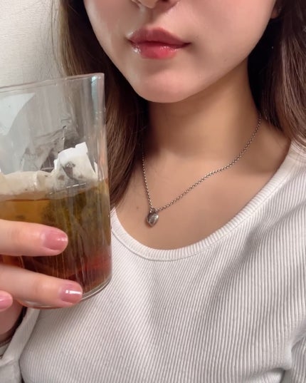 KURO on LIPS 「\ミルクティーにたまらん/__________________..」(5枚目)