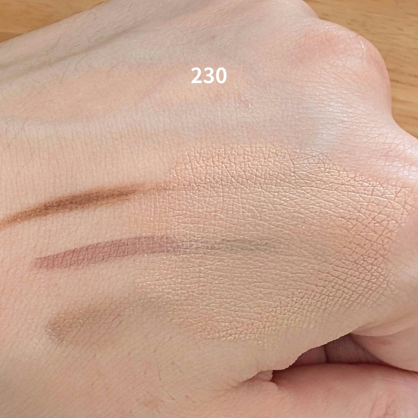 カネボウ ライブリースキン ウェアⅡ/KANEBO/リキッドファンデーションを使ったクチコミ(2枚目)