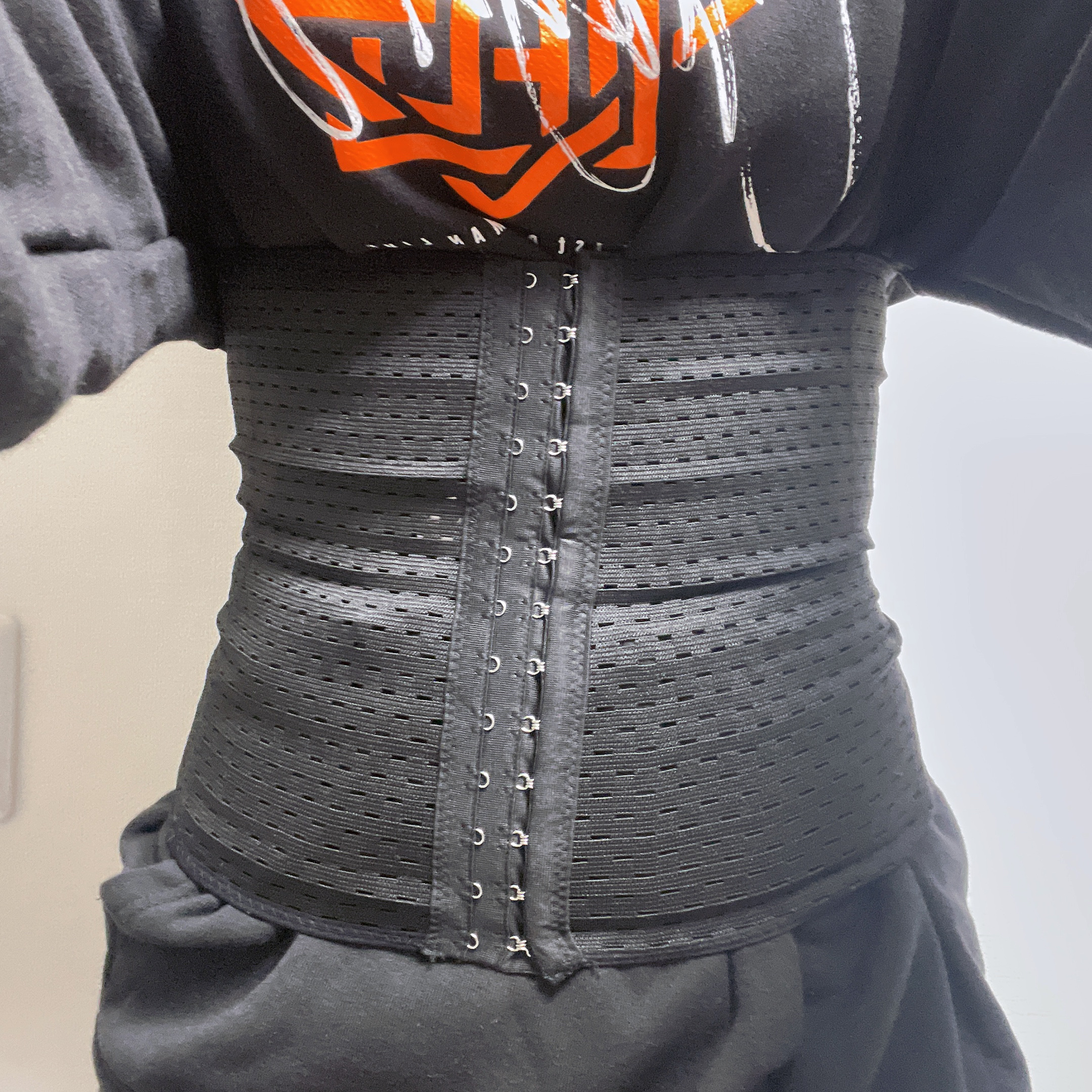 コルセット/Qoo10/ボディグッズを使ったクチコミ（2枚目）