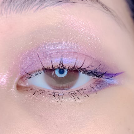 かなた on LIPS 「先日購入したデイドリームでメイク💜♡TOMFORD アイカラー..」(3枚目)