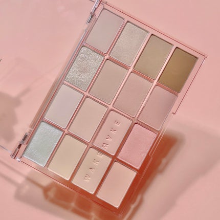 ソフトブラーリングアイパレット/wakemake/アイシャドウパレットを使ったクチコミ(4枚目)