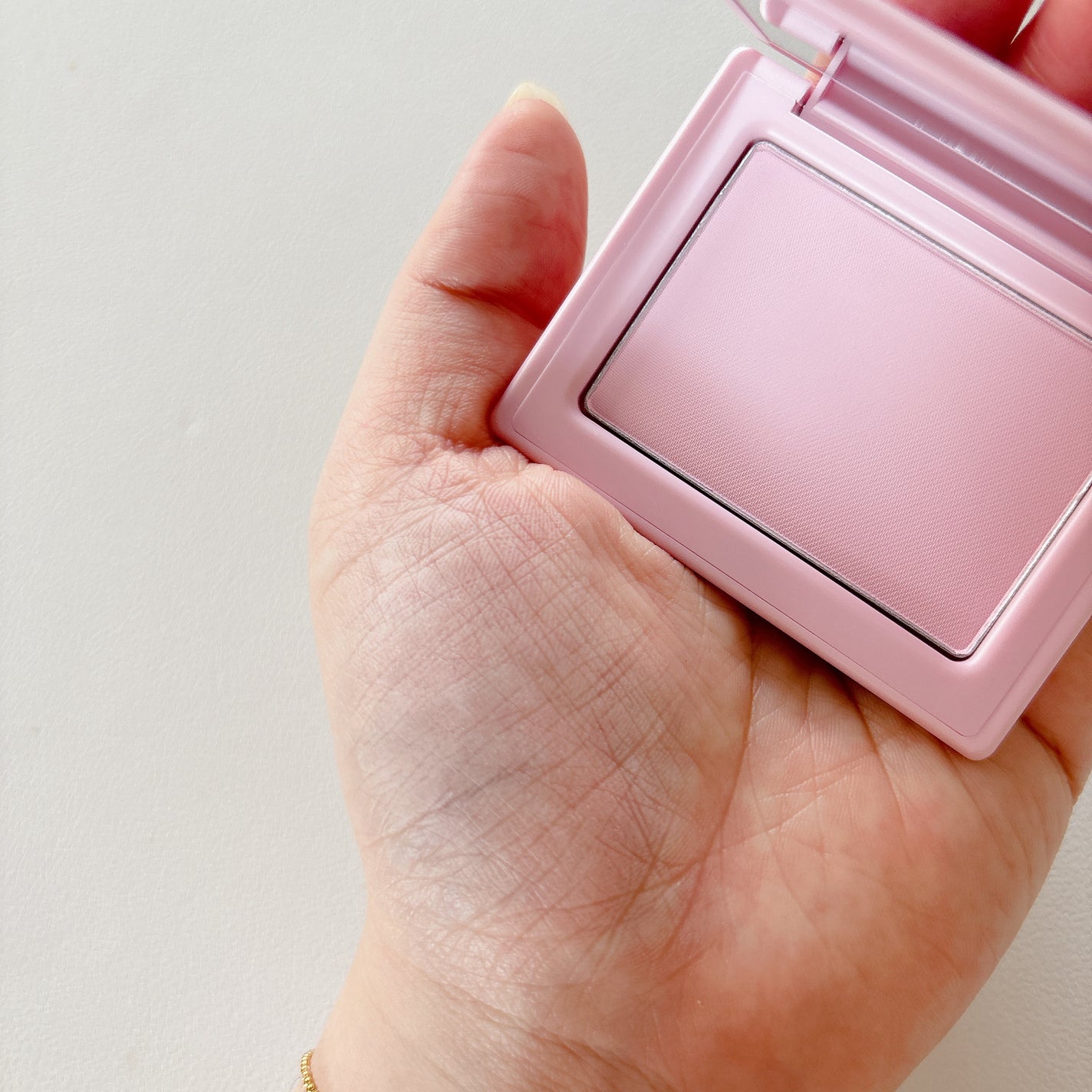 チークステイン ブラッシャー/VDL/パウダーチークを使ったクチコミ(2枚目)