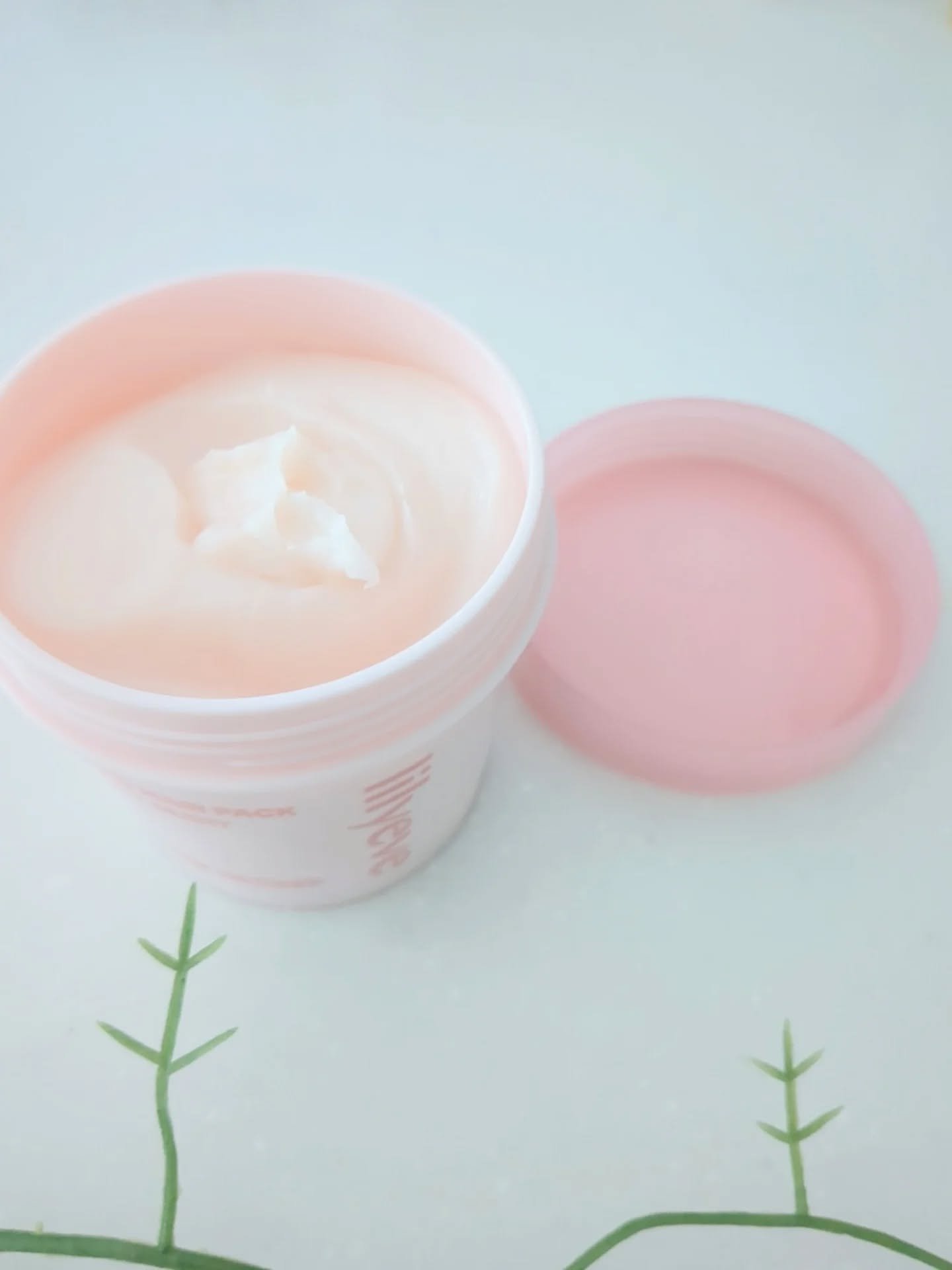 リペアターンジェラートヘアパック バウンシーベリー/リリーイブ/洗い流すヘアトリートメントを使ったクチコミ（2枚目）