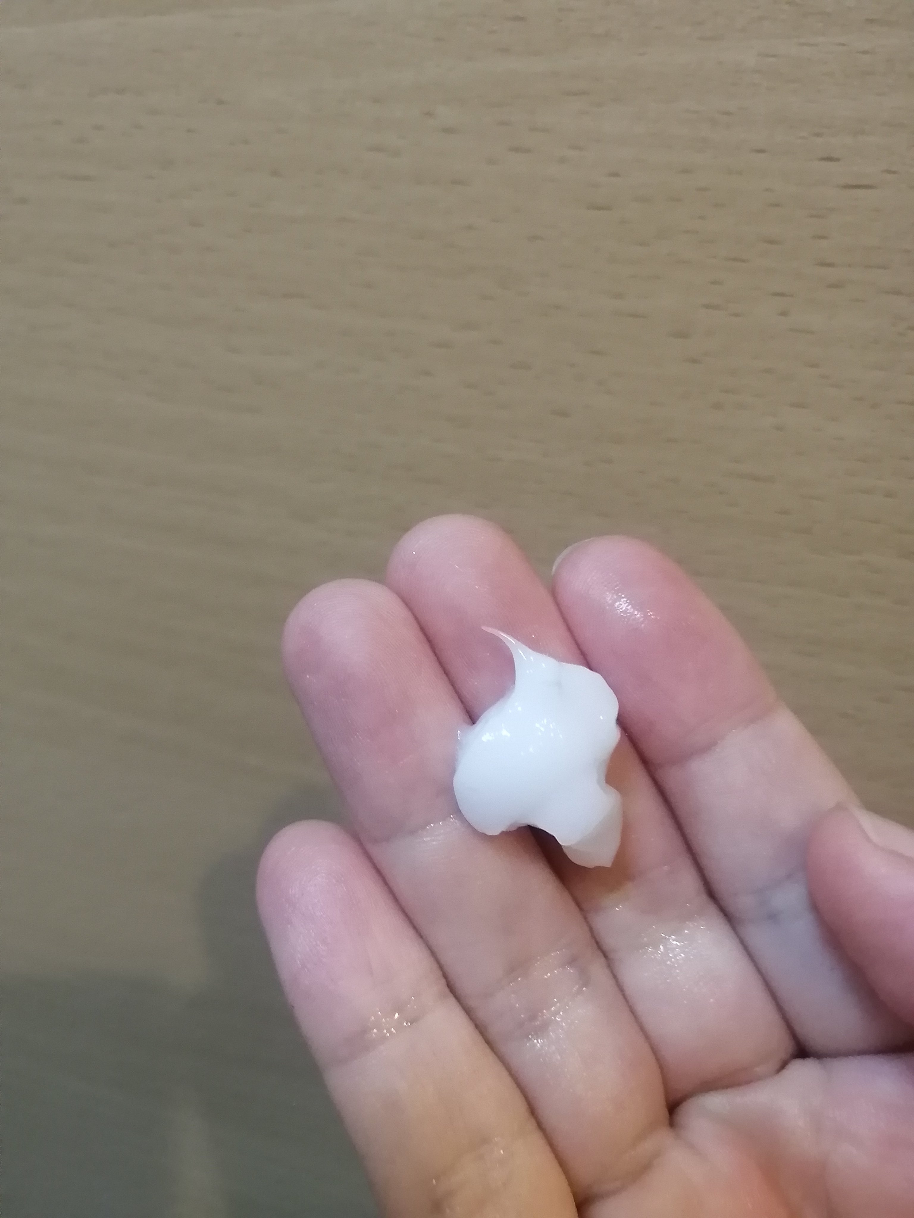 オーガニックフレグランススタイリングオイル MAPUTI/MAPUTI/ヘアオイルを使ったクチコミ（3枚目）