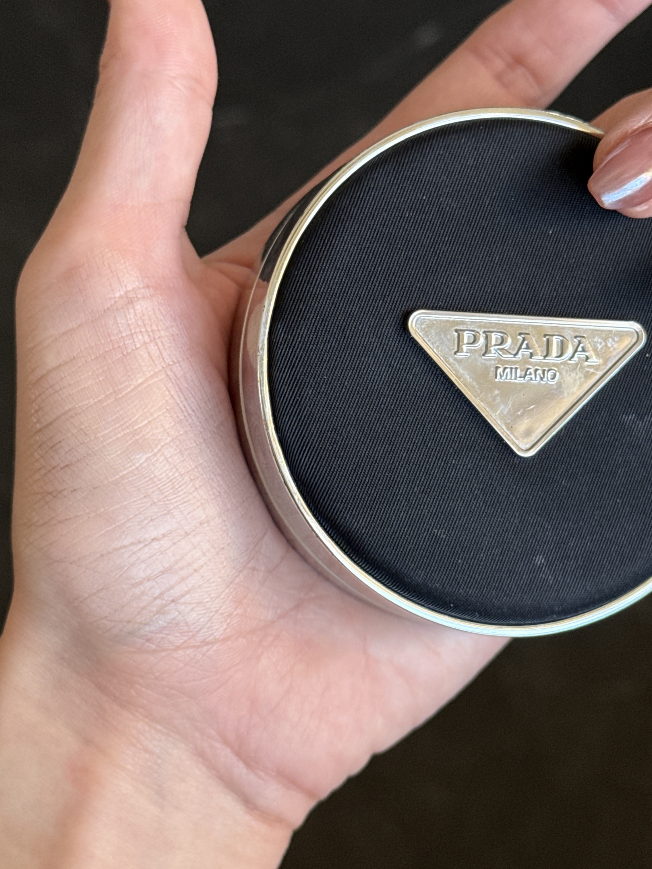 プラダ メッシュ クッション/PRADA BEAUTY/クッションファンデーションを使ったクチコミ（1枚目）