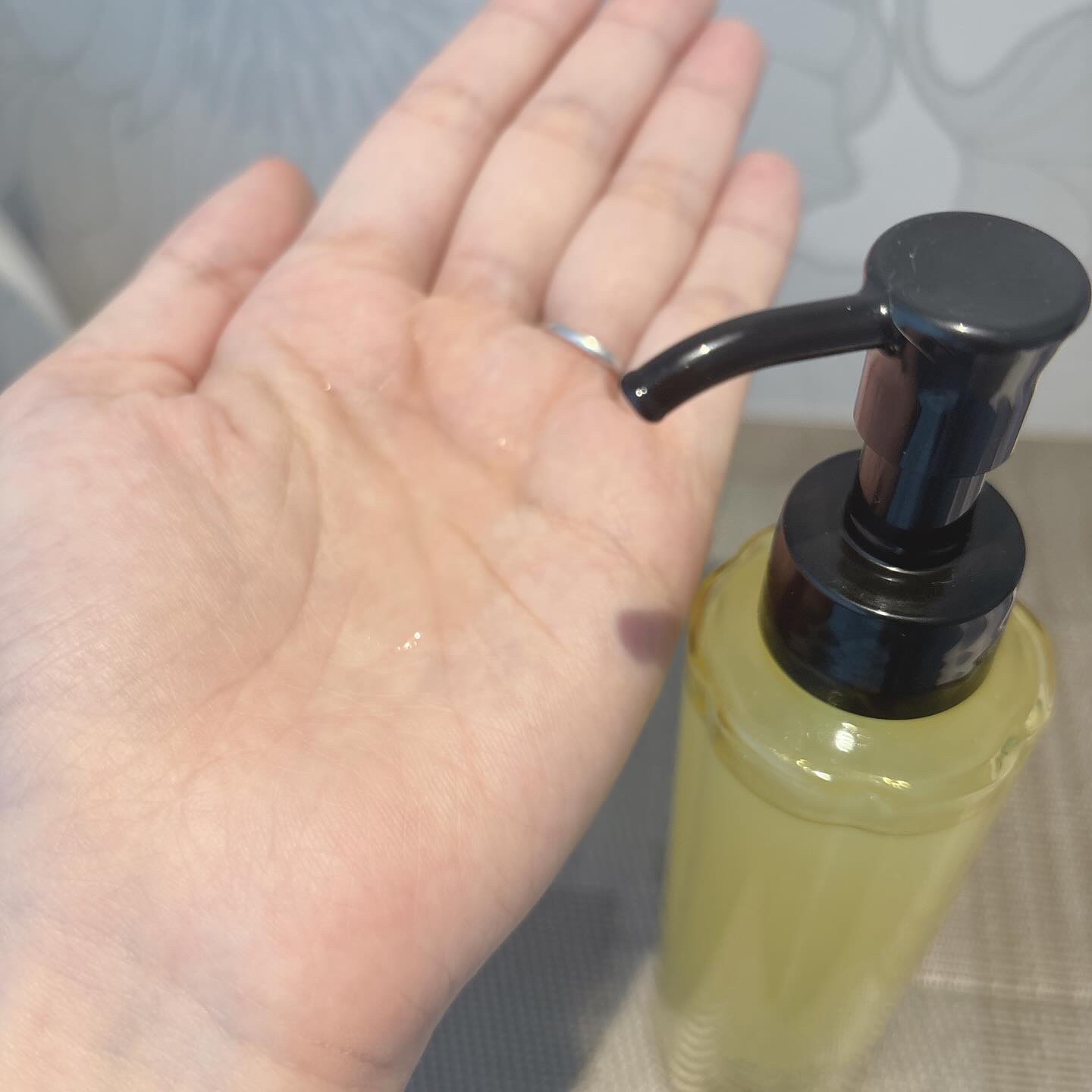 スキンクリア クレンズ オイル ＜アロマタイプ＞/アテニア/オイルクレンジングを使ったクチコミ（2枚目）