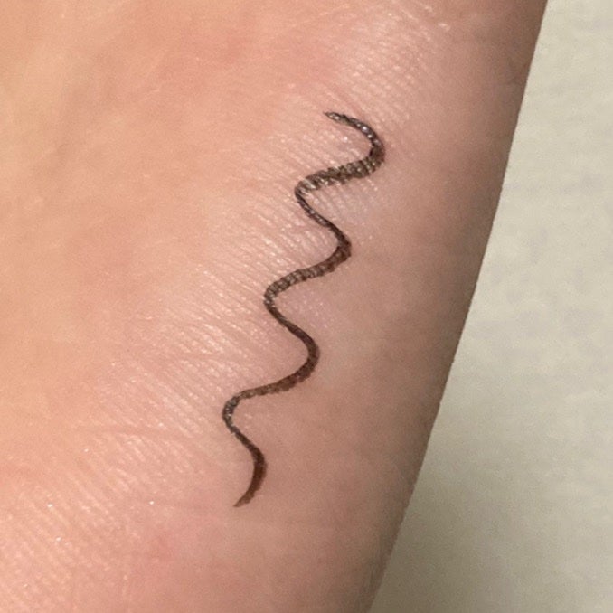 ニュアンスリキッドアイライナー/minum/リキッドアイライナーを使ったクチコミ(2枚目)