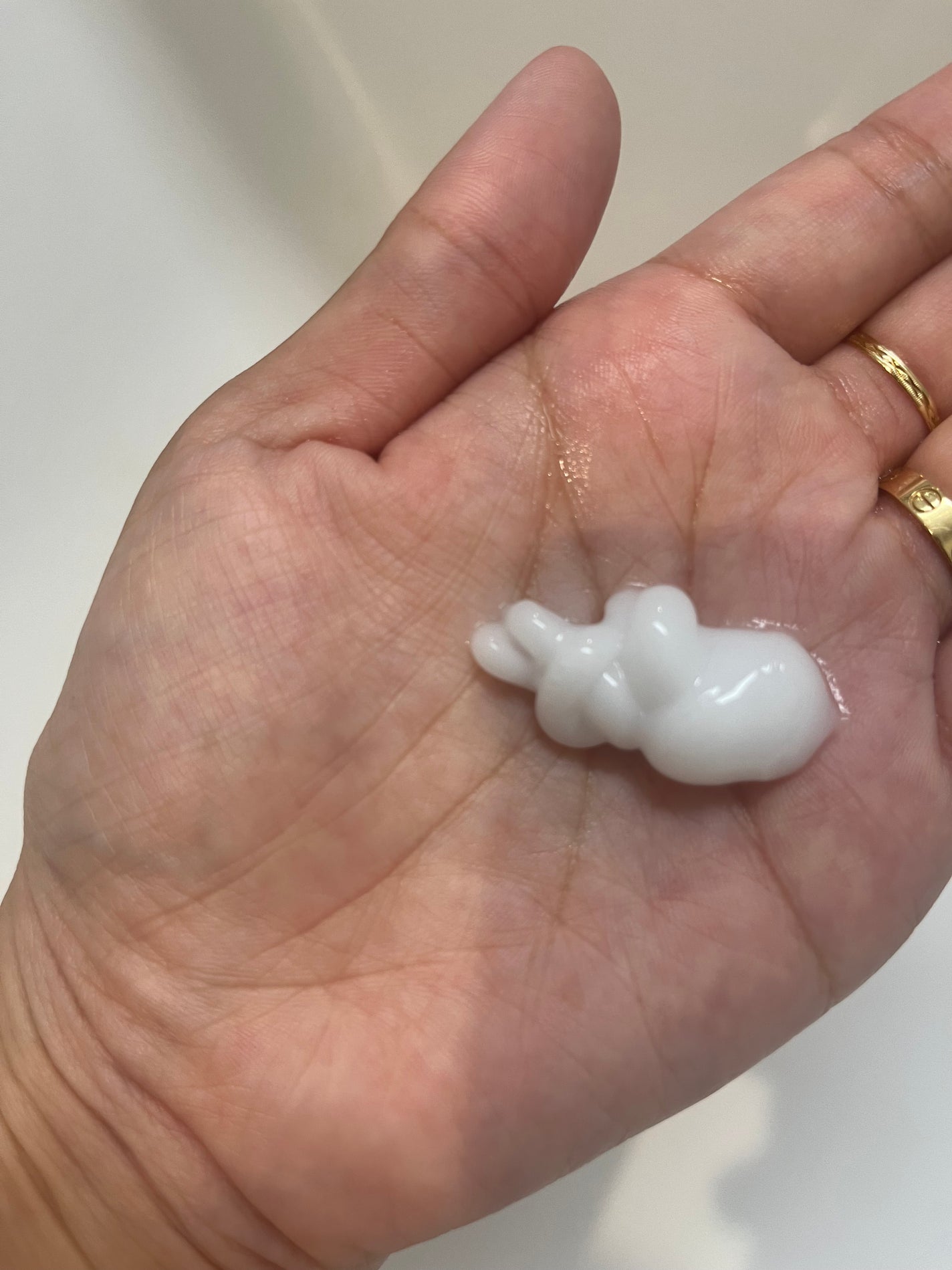 acha3188n on LIPS 「ソラ ウェザーケア クリスタルシャンプートリートメント香りはハ..」(3枚目)