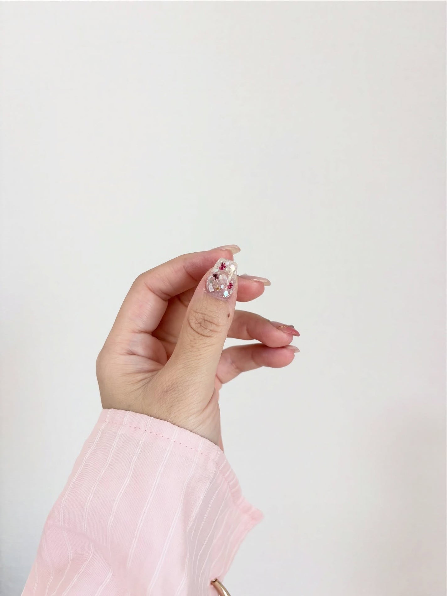 mayuko on LIPS 「⋈┈┈┈┈┈┈┈┈┈┈┈┈┈┈┈┈┈┈⋈押し花とシェルとピン..」(3枚目)