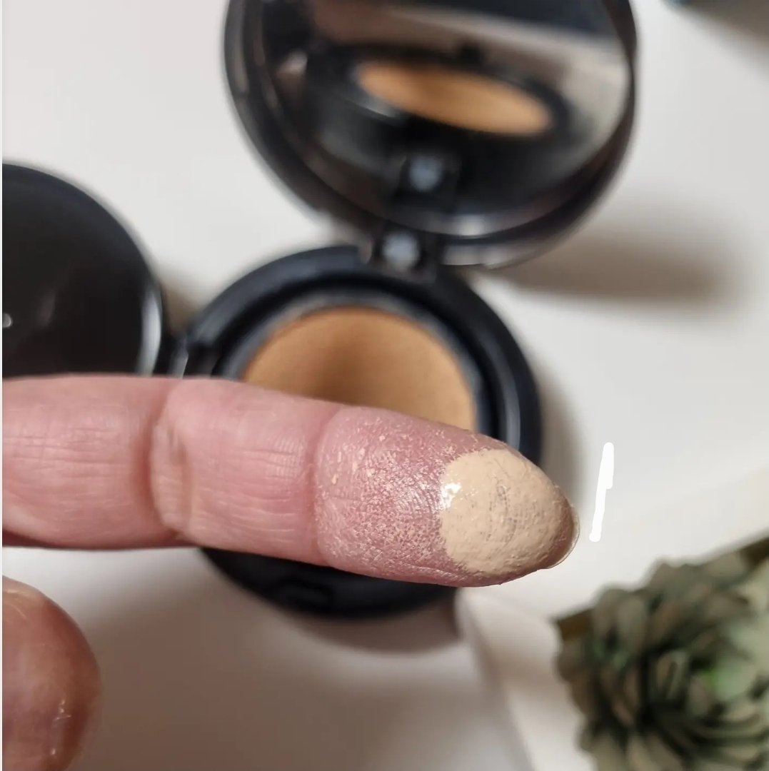 ネーミング ゼログラビティ カバーフィットクッション/NAMING./クッションファンデーションを使ったクチコミ（2枚目）