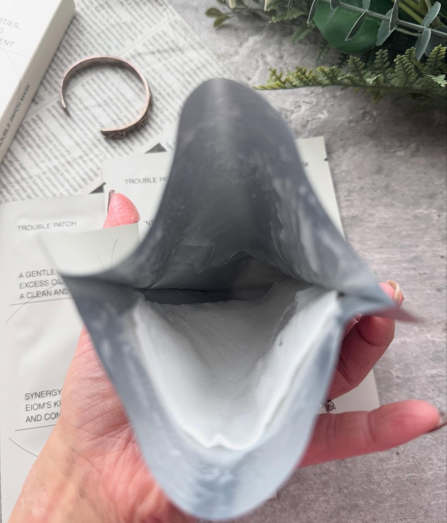 トラブルパッチマスク/EIOM/その他スキンケアを使ったクチコミ（2枚目）