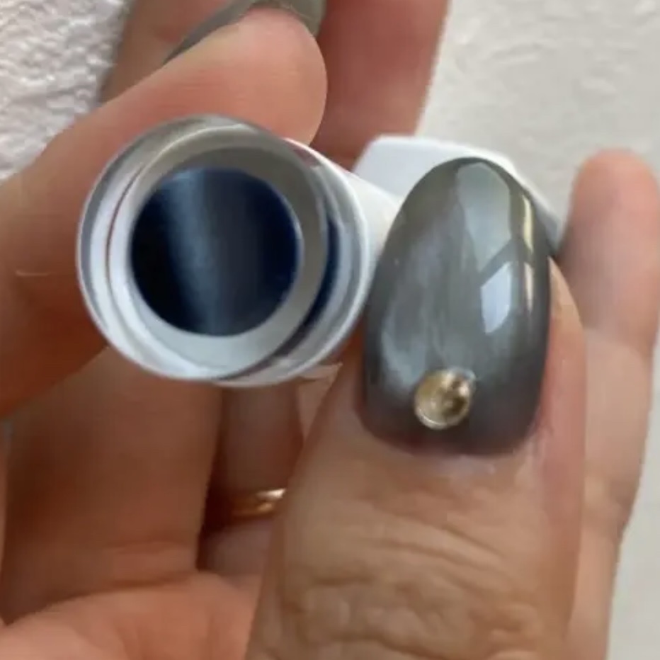 4ミクロンマグネット(コンテナ)/ネイル工房/ジェルネイルを使ったクチコミ（2枚目）