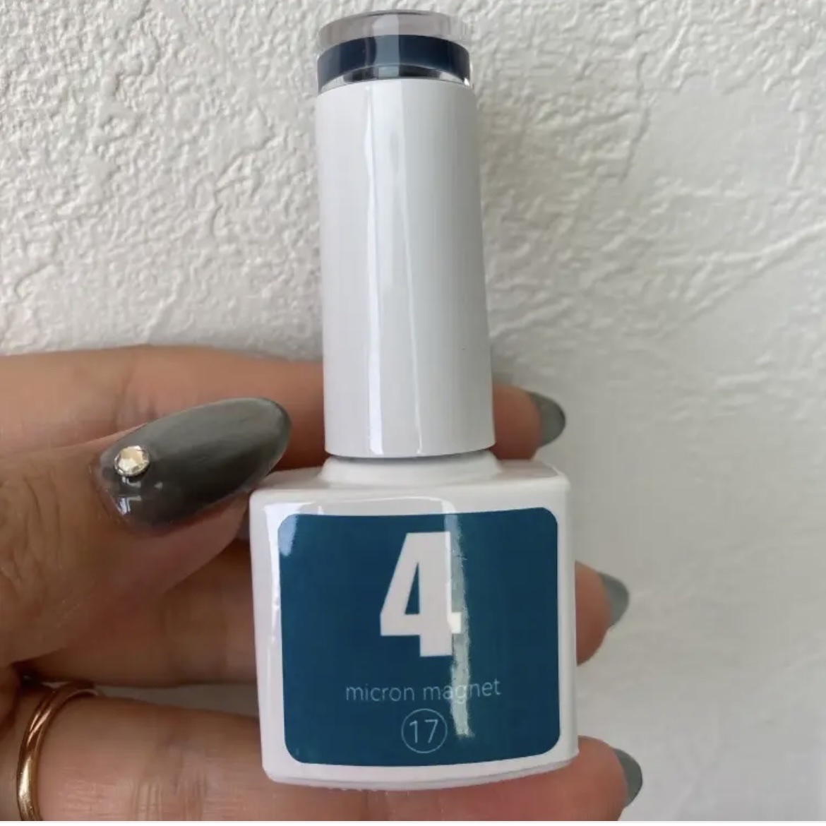 4ミクロンマグネット(コンテナ)/ネイル工房/ジェルネイルを使ったクチコミ（1枚目）