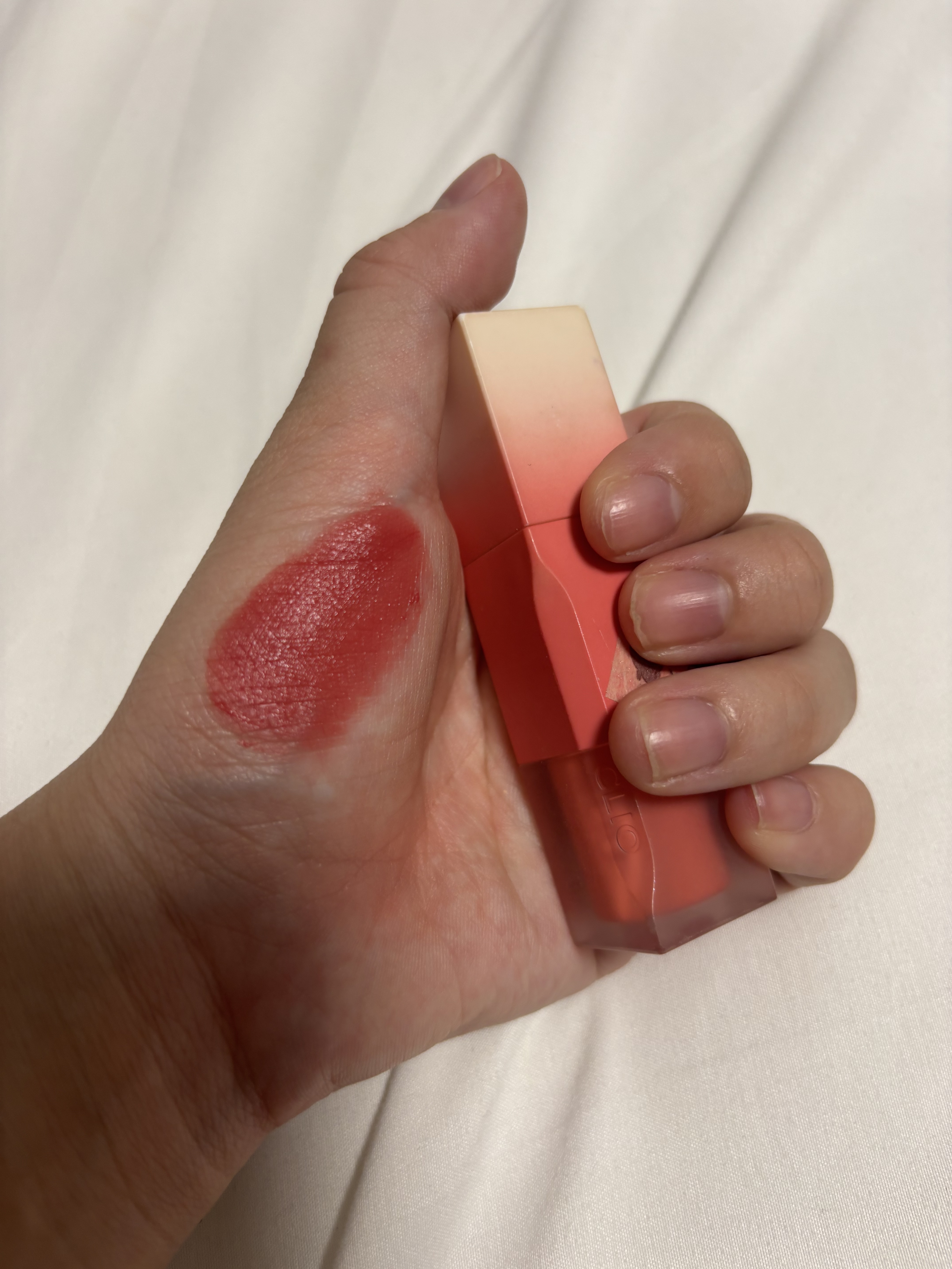 シフォンブラーティント/CLIO/リップティントを使ったクチコミ（1枚目）