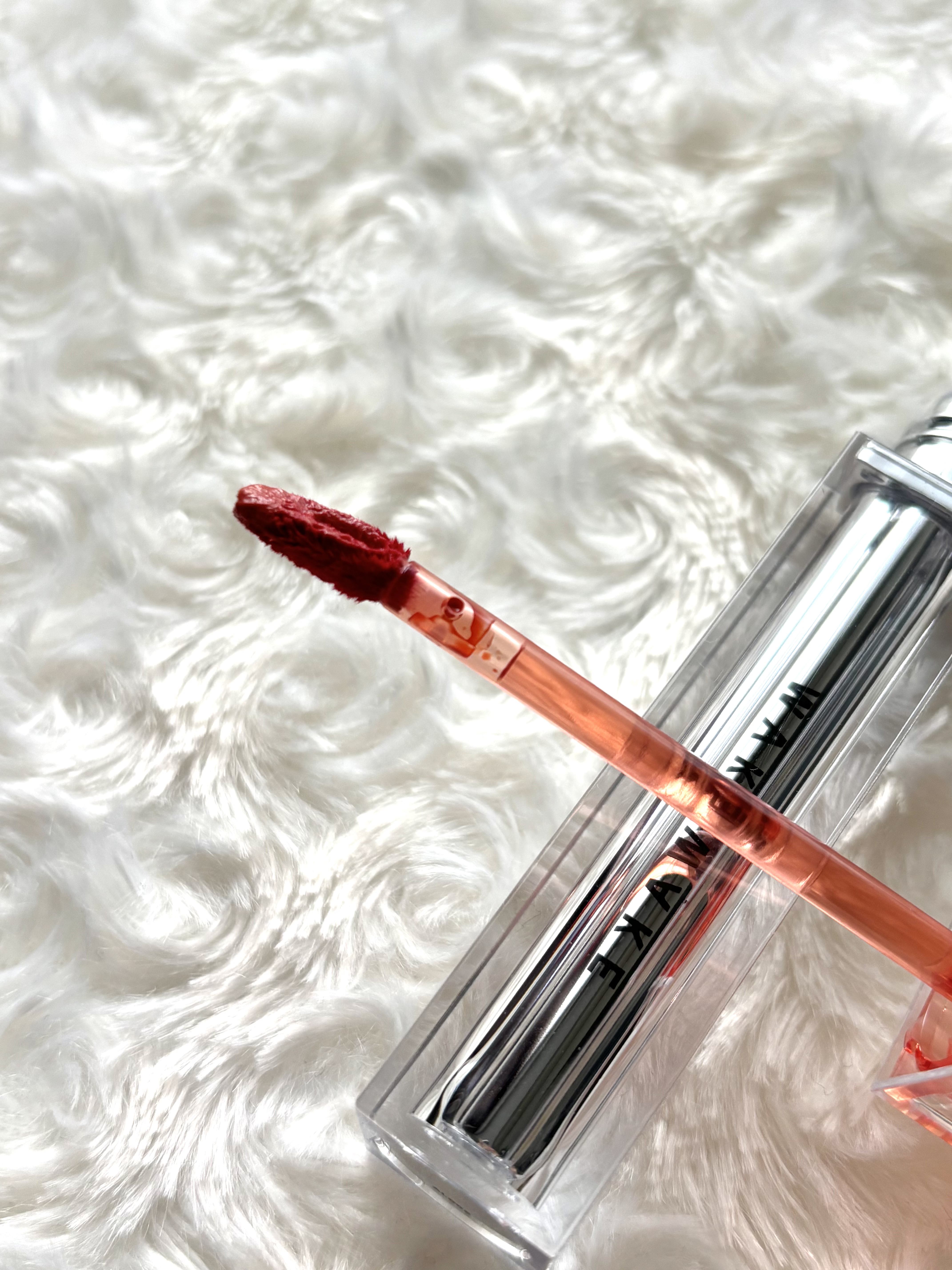 デュイジェルグロウティント 01 バブリーコーラル/wakemake/リップティントを使ったクチコミ（3枚目）