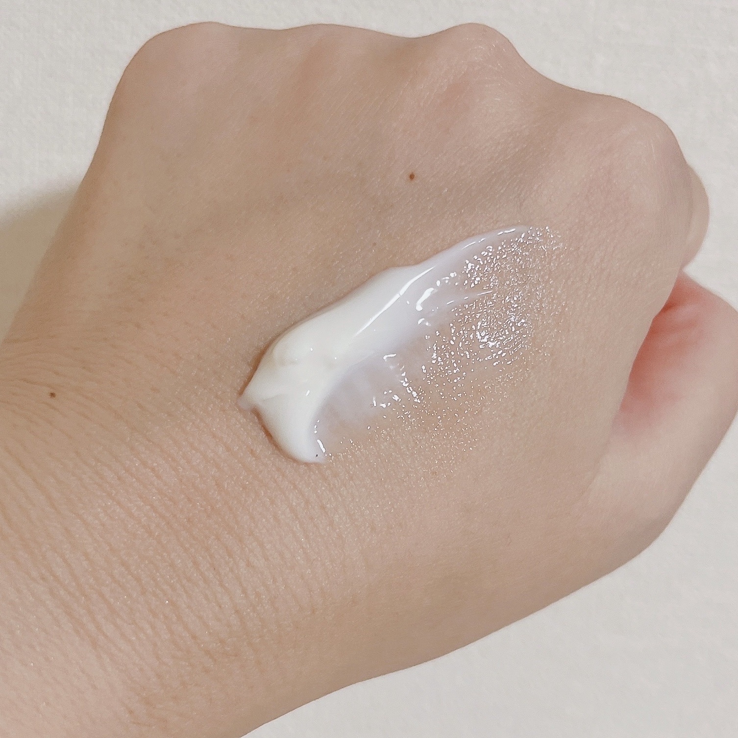 スーパーQuSomeクリーム/b.glen/フェイスクリームを使ったクチコミ（2枚目）