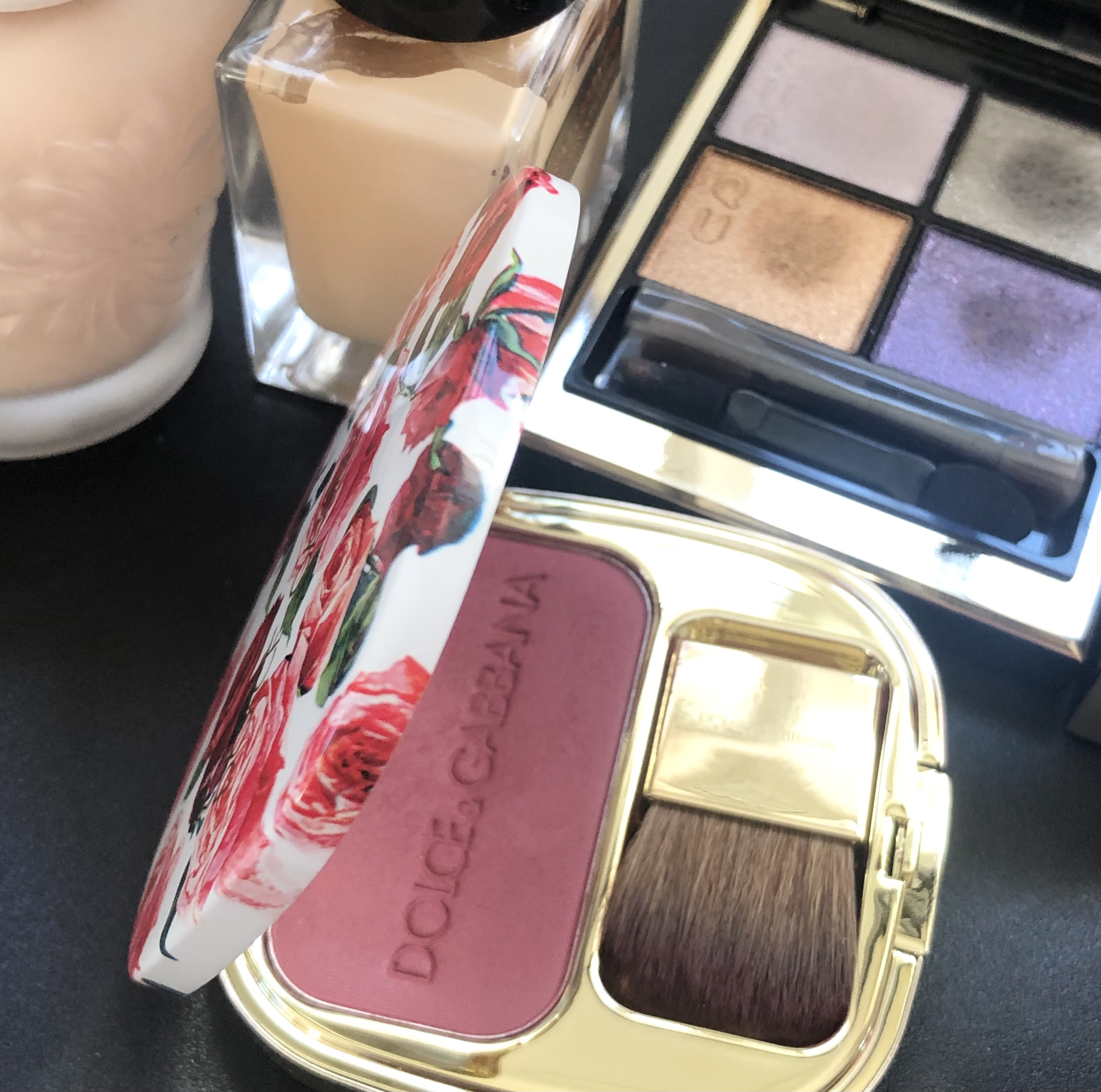 ブラッシュオブローズ ルミナスチークカラー/DOLCE&GABBANA BEAUTY/パウダーチークを使ったクチコミ（2枚目）