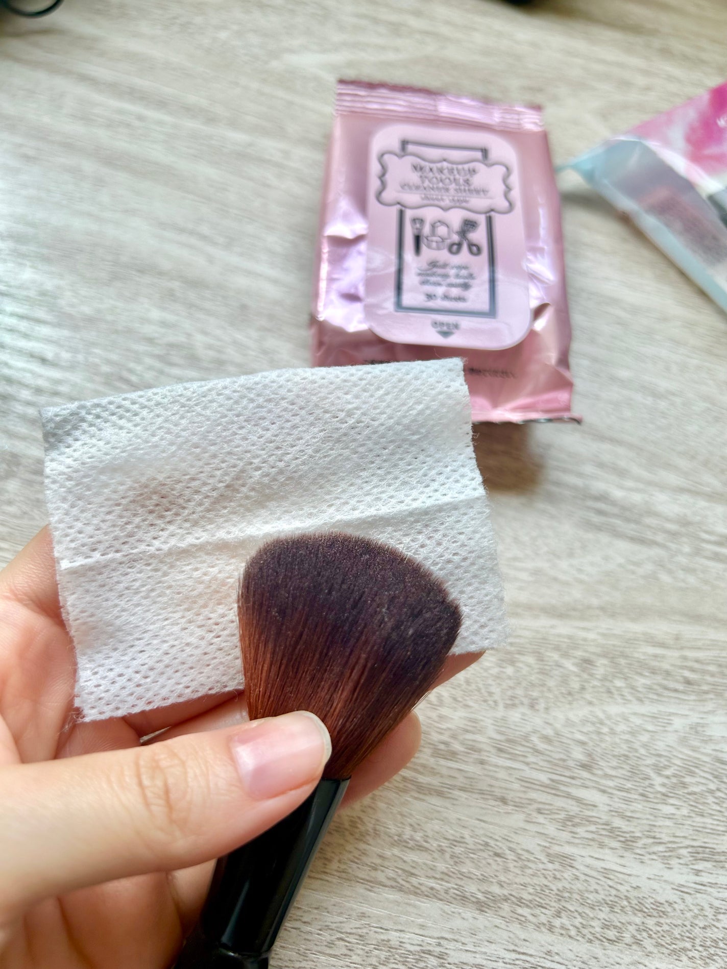 メイクツールクリーナーシート/コージー/その他化粧小物を使ったクチコミ(4枚目)