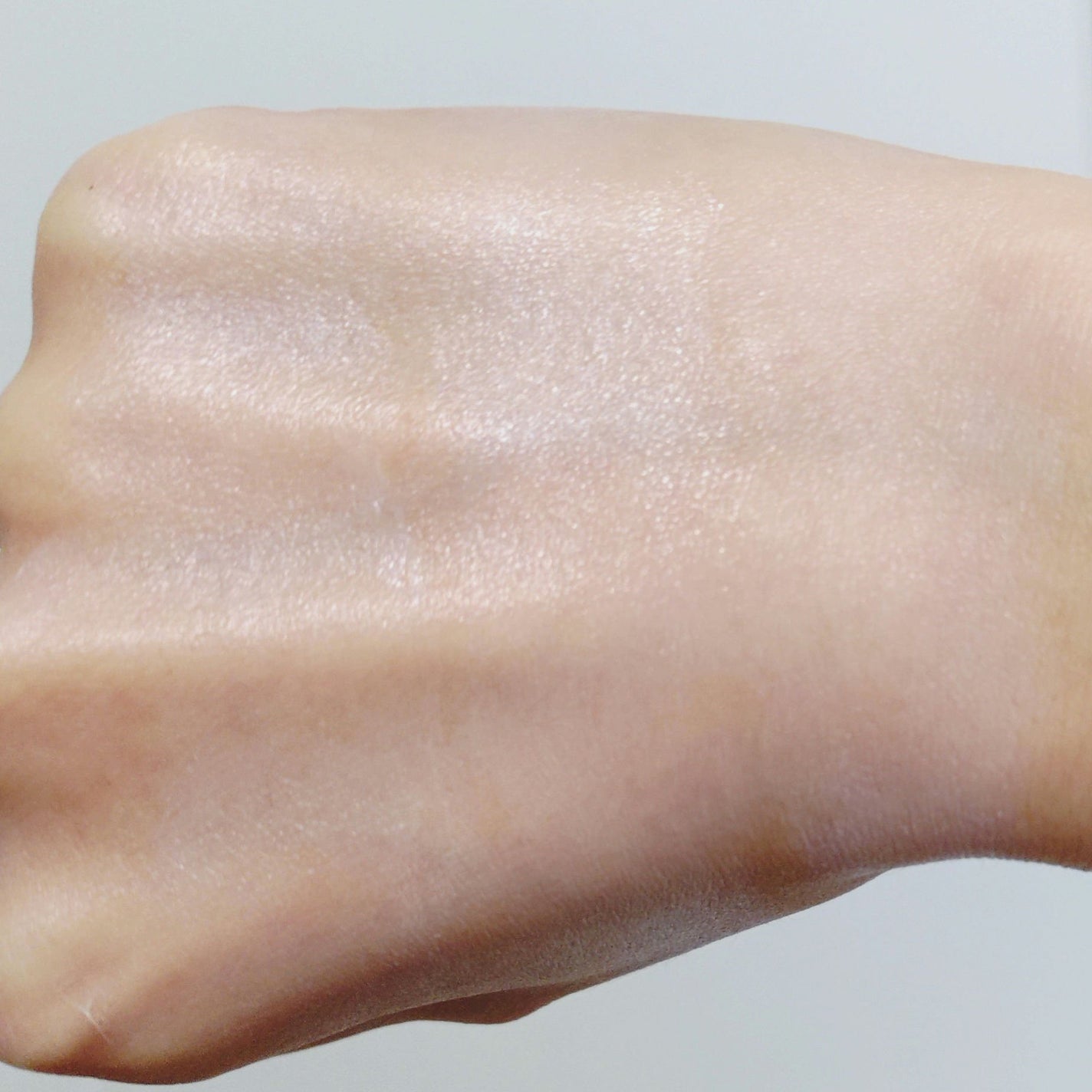 インテンシブ セラム ラディアンス プライマー/BOBBI BROWN/化粧下地を使ったクチコミ(5枚目)